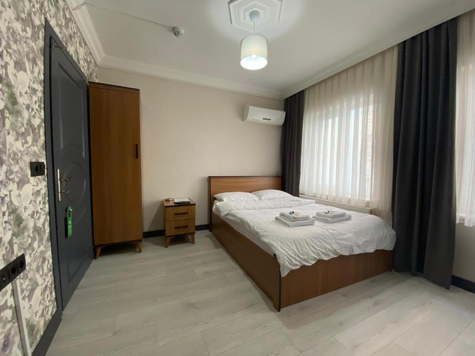 Economy Double Room - Photo 9
