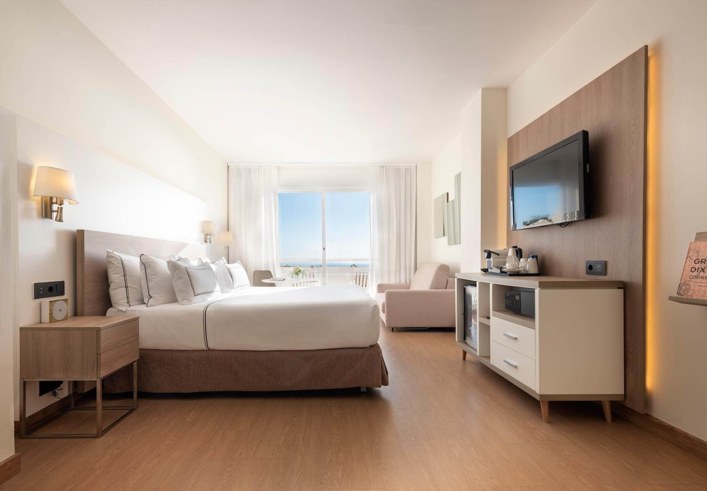 Junior Suite - Photo 2