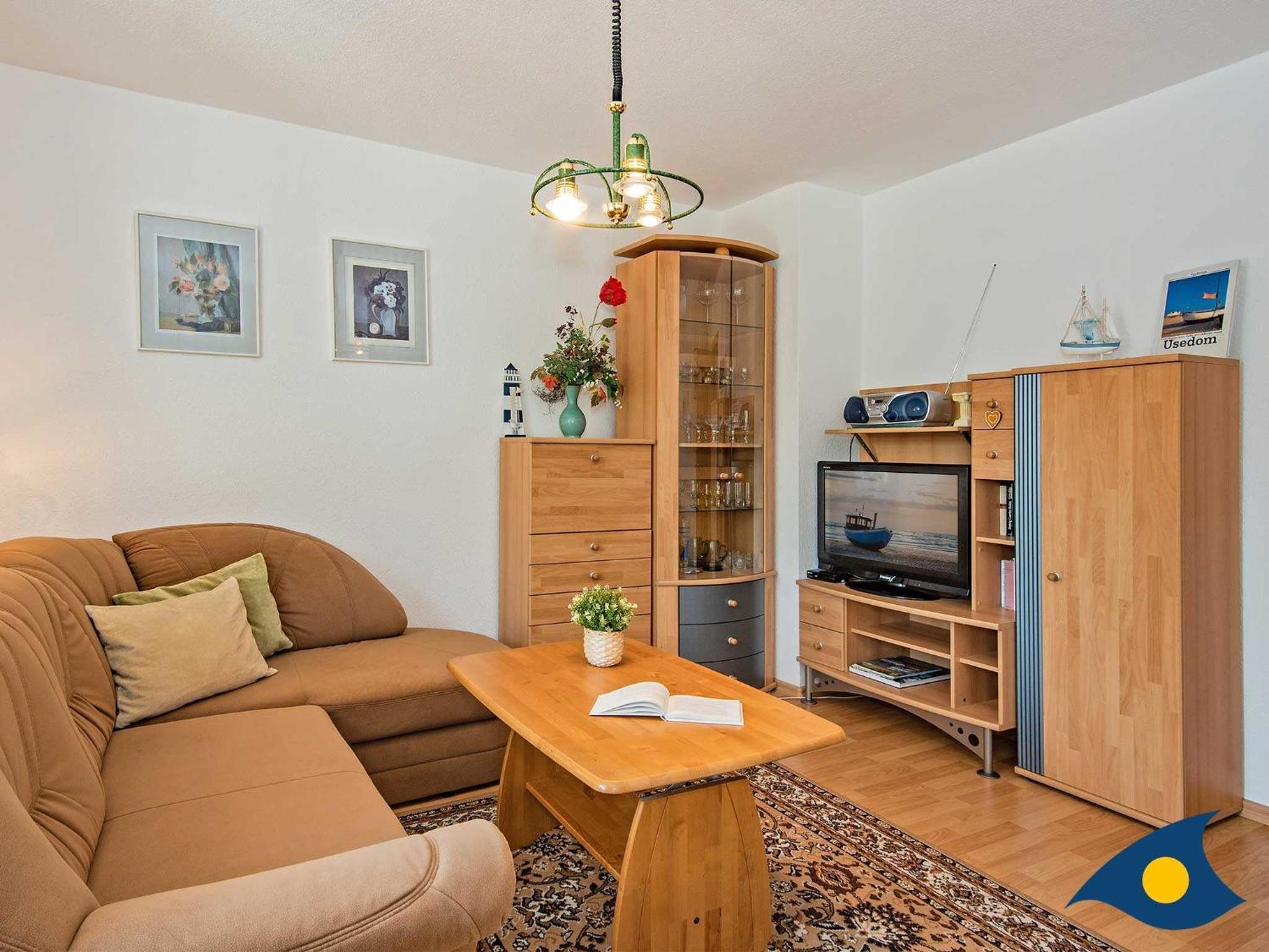 One-Bedroom Apartment with Balcony photo 2