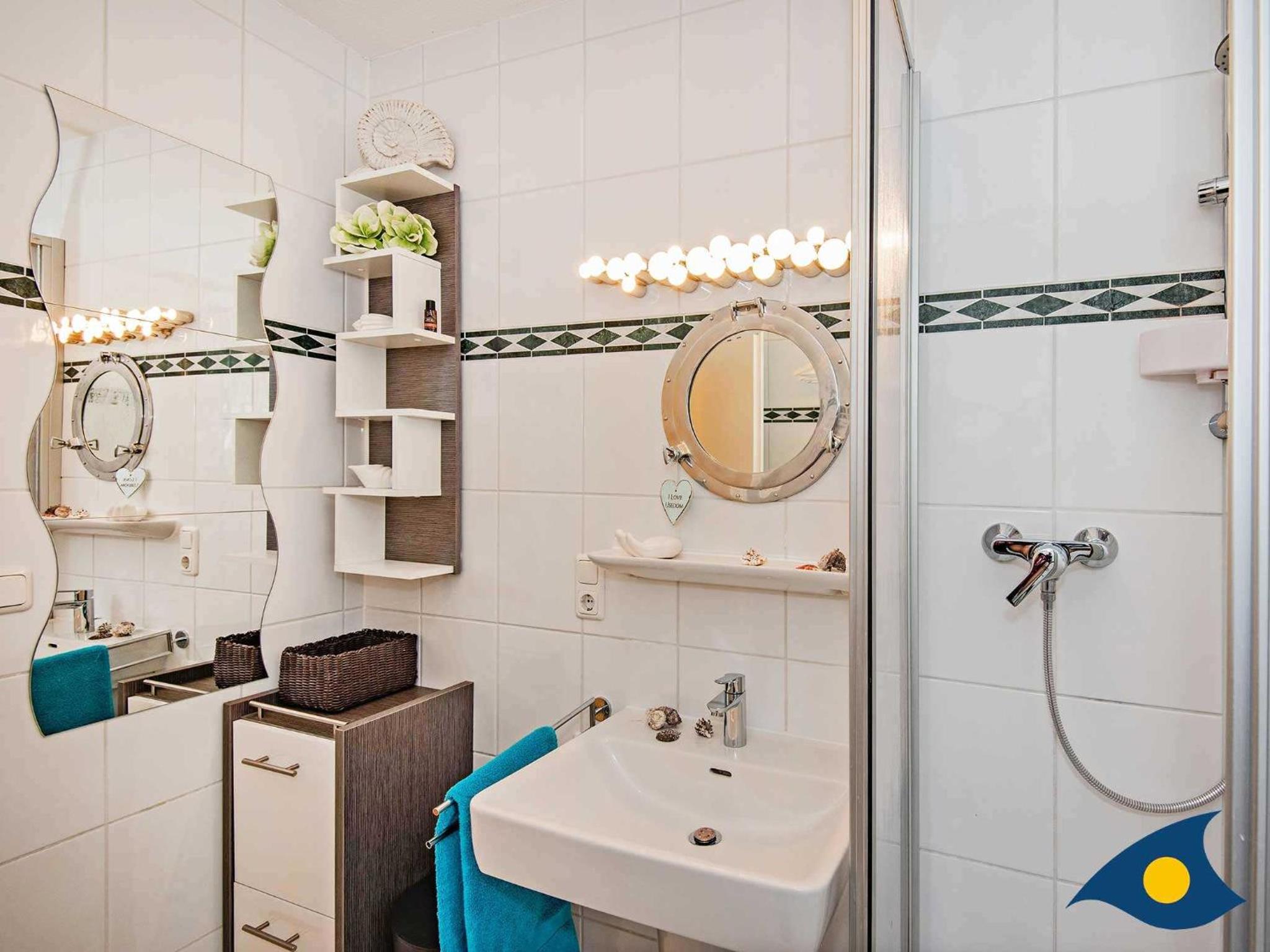 One-Bedroom Apartment with Balcony and Terrace photo 3