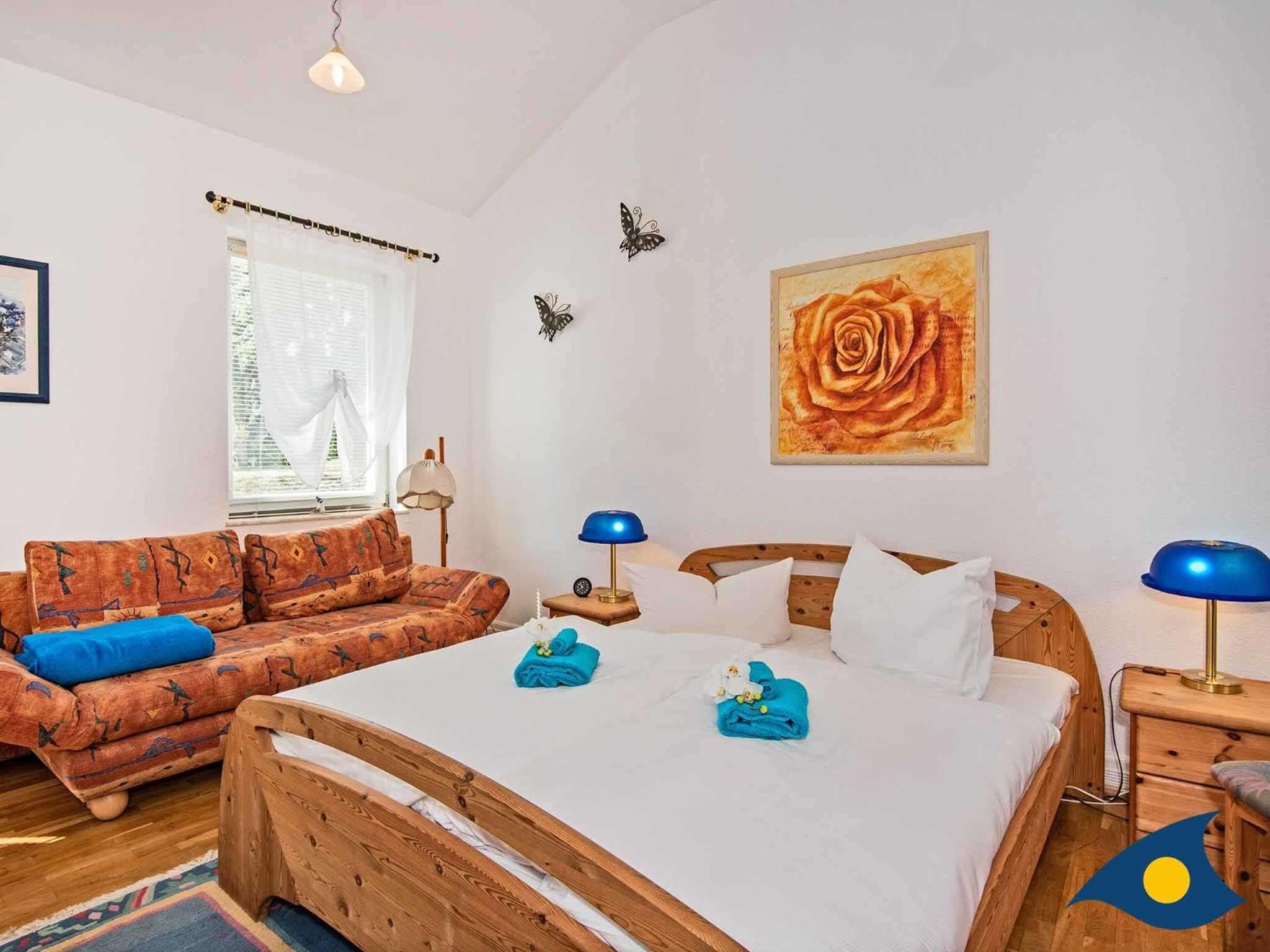 One-Bedroom Apartment with Balcony and Terrace photo 1