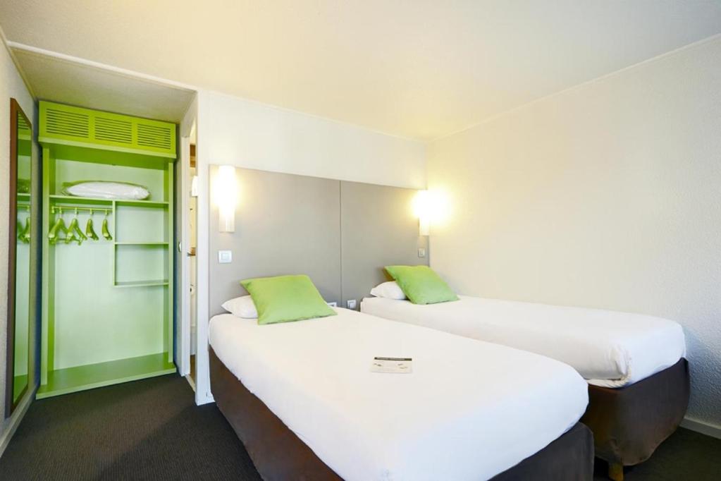 Twin Room - Photo 1