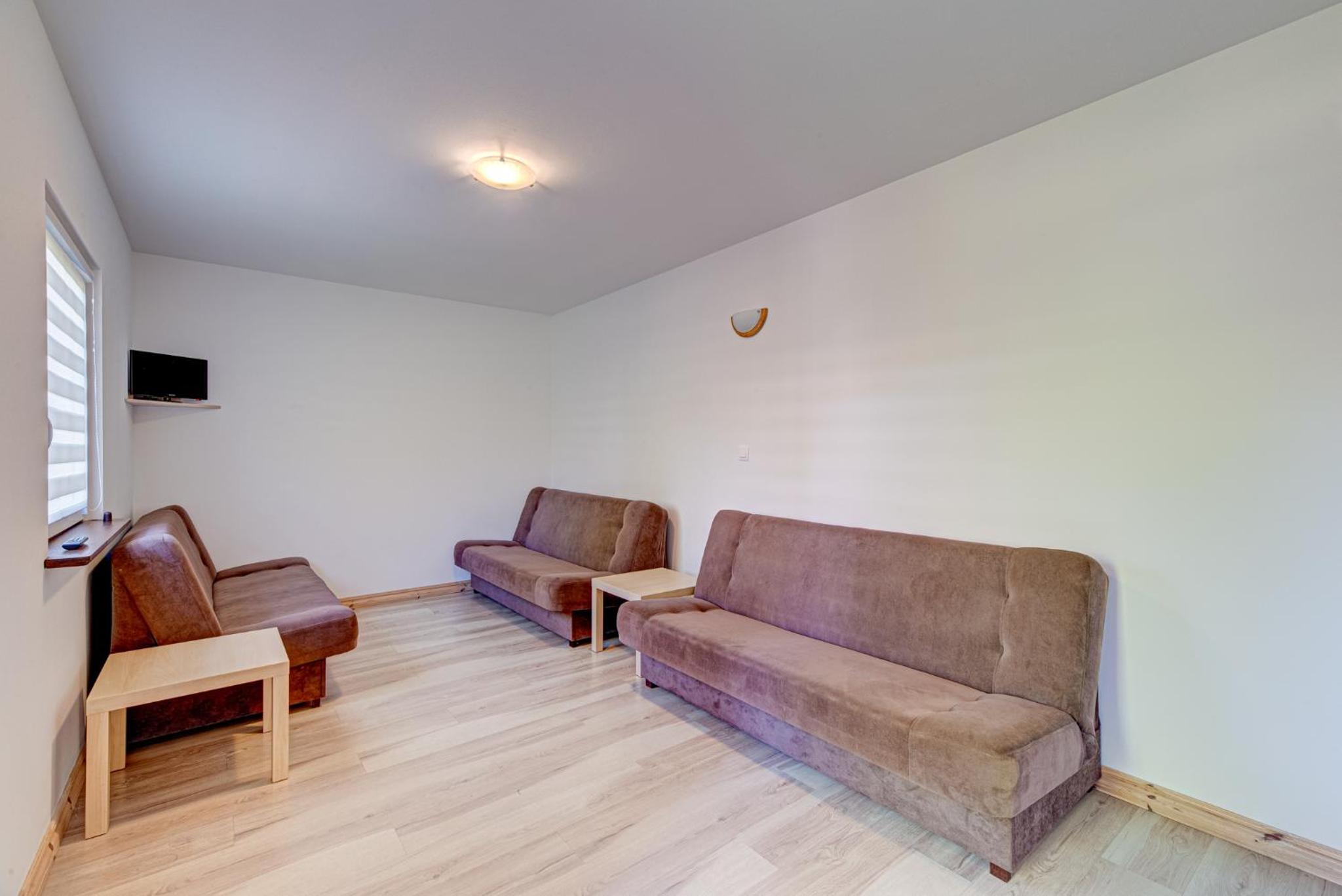 One-Bedroom House - Photo 16