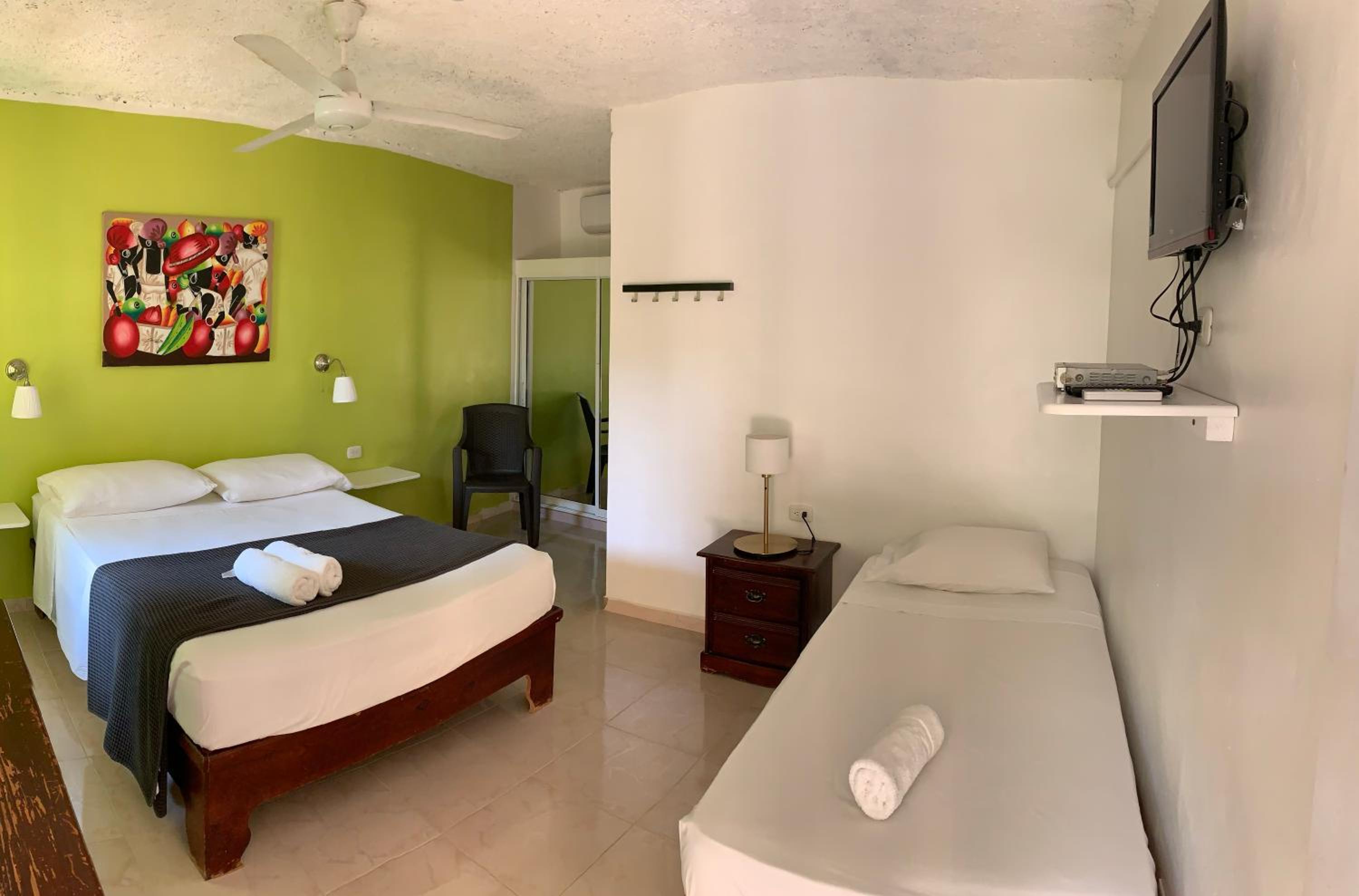 Triple Room with Private Bathroom photo 1