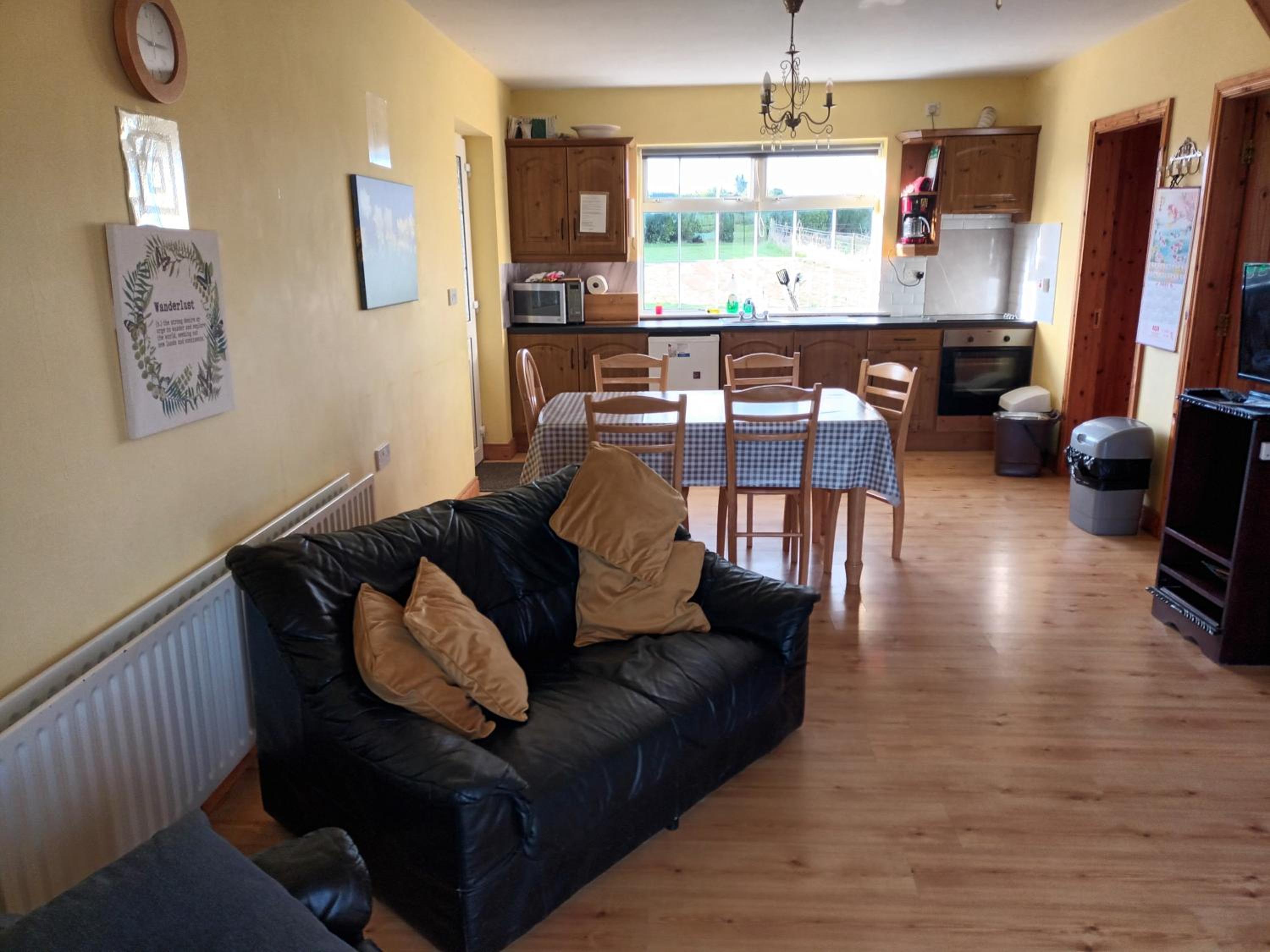 Three-Bedroom House - Photo 3