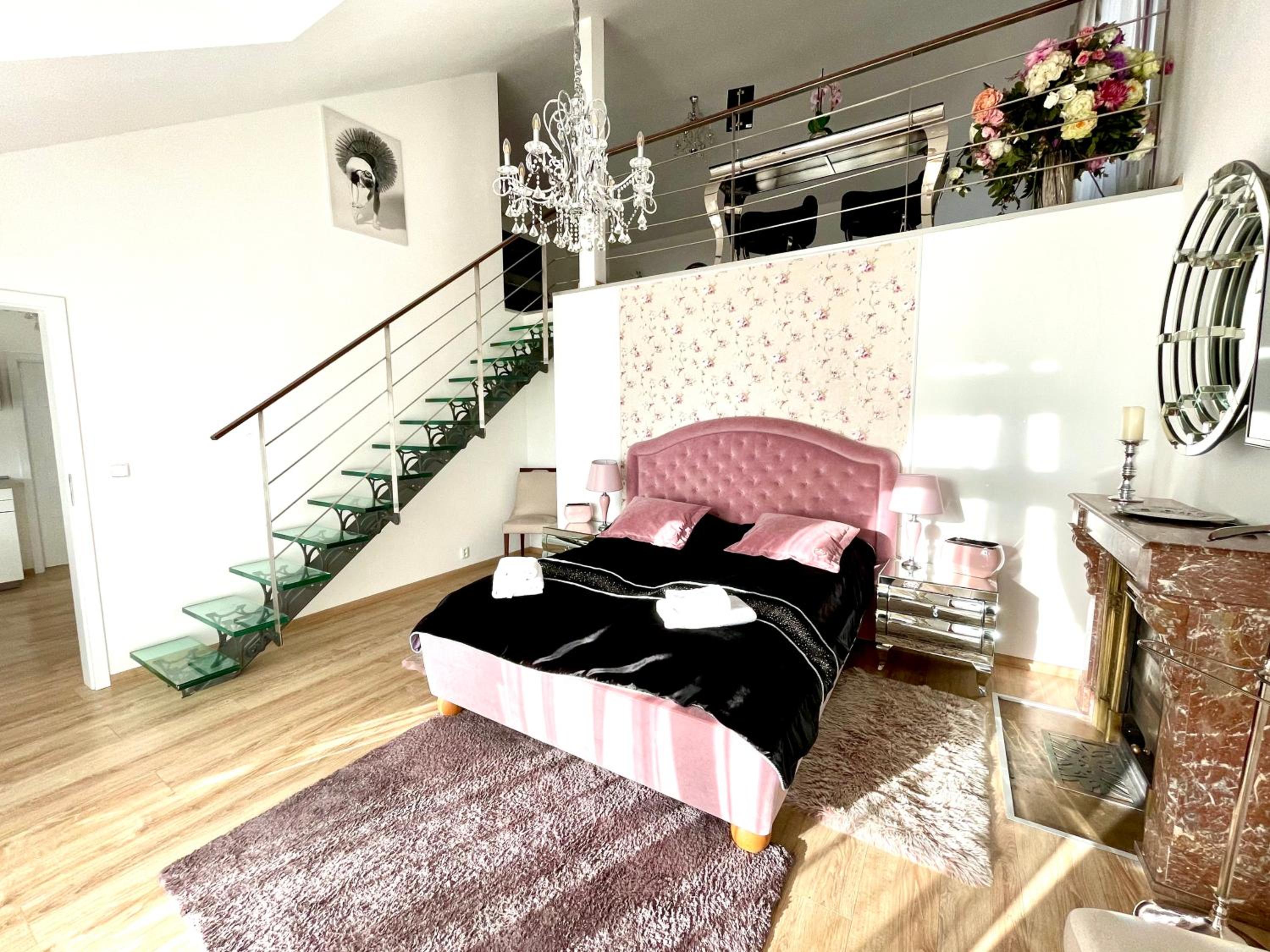 Apartment with Balcony