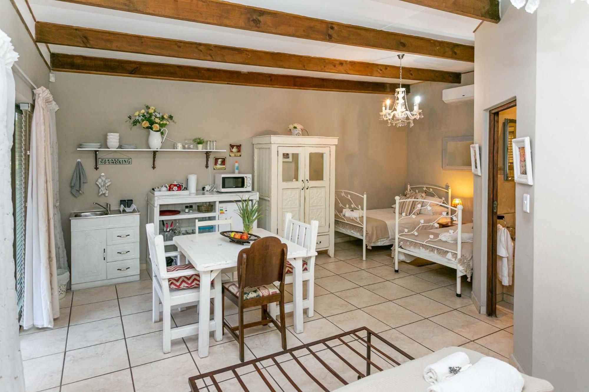 Family Room - Photo 1
