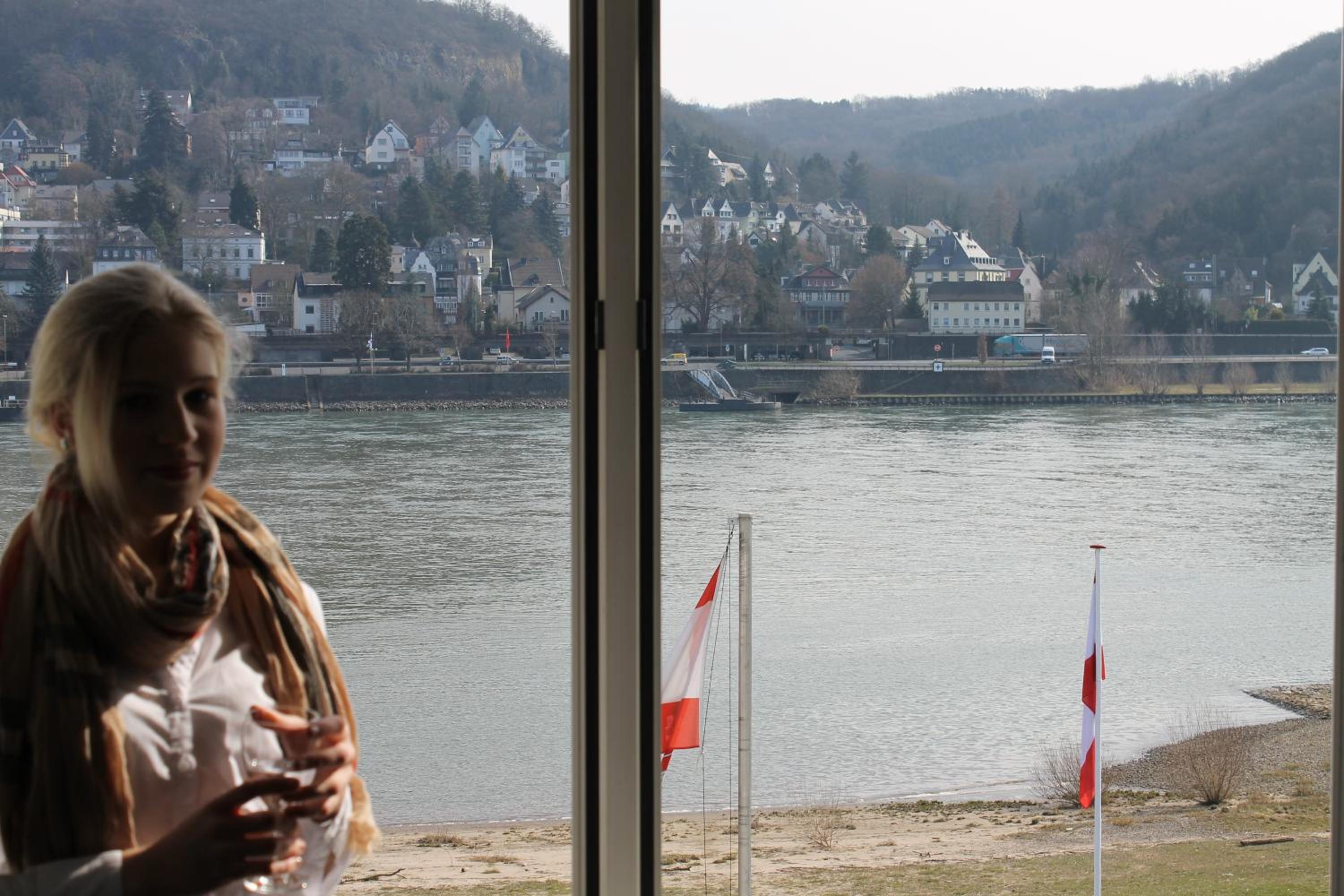 Twin Room with River View  - Photo 8