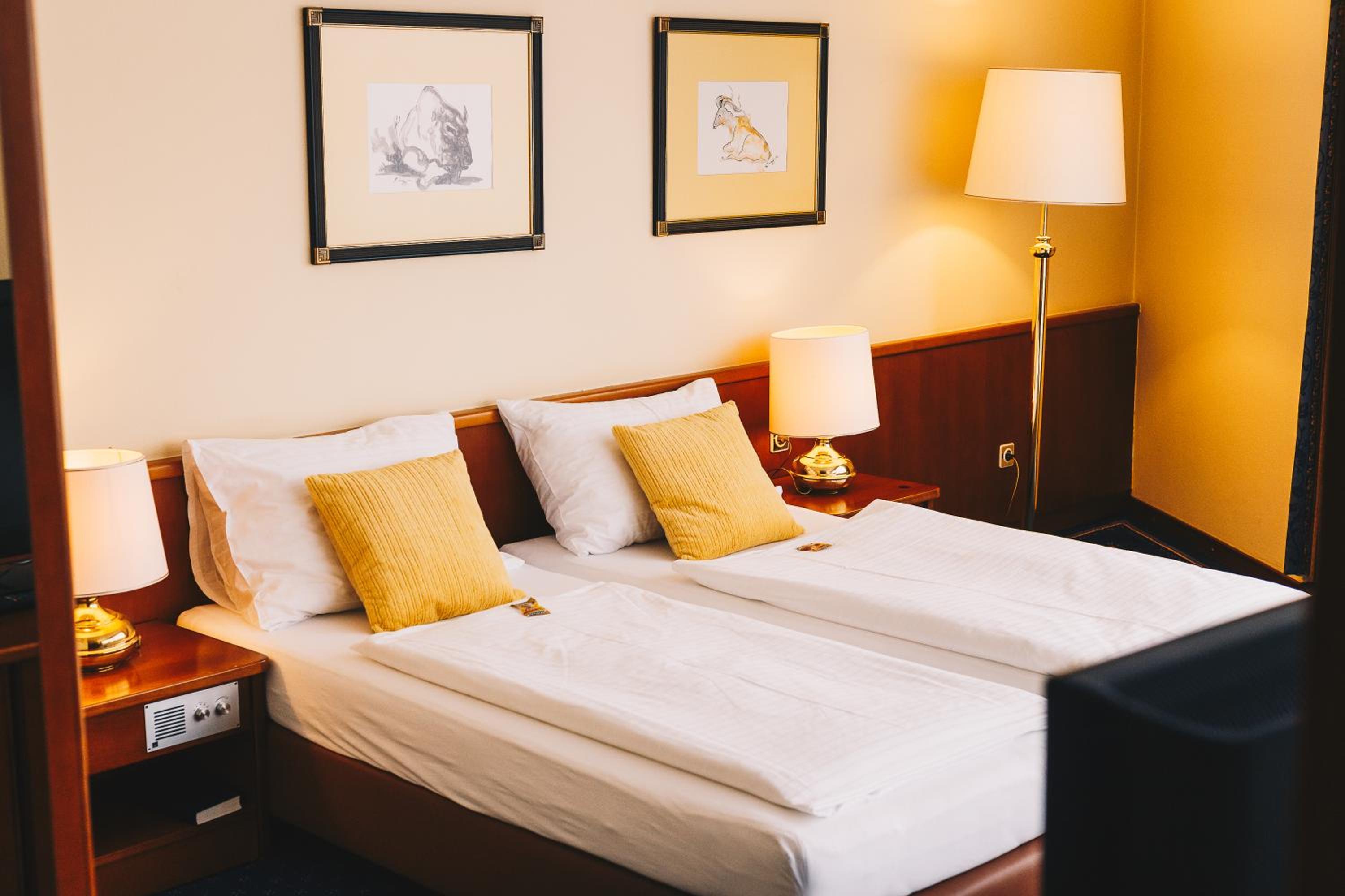 Double Room - Photo 3