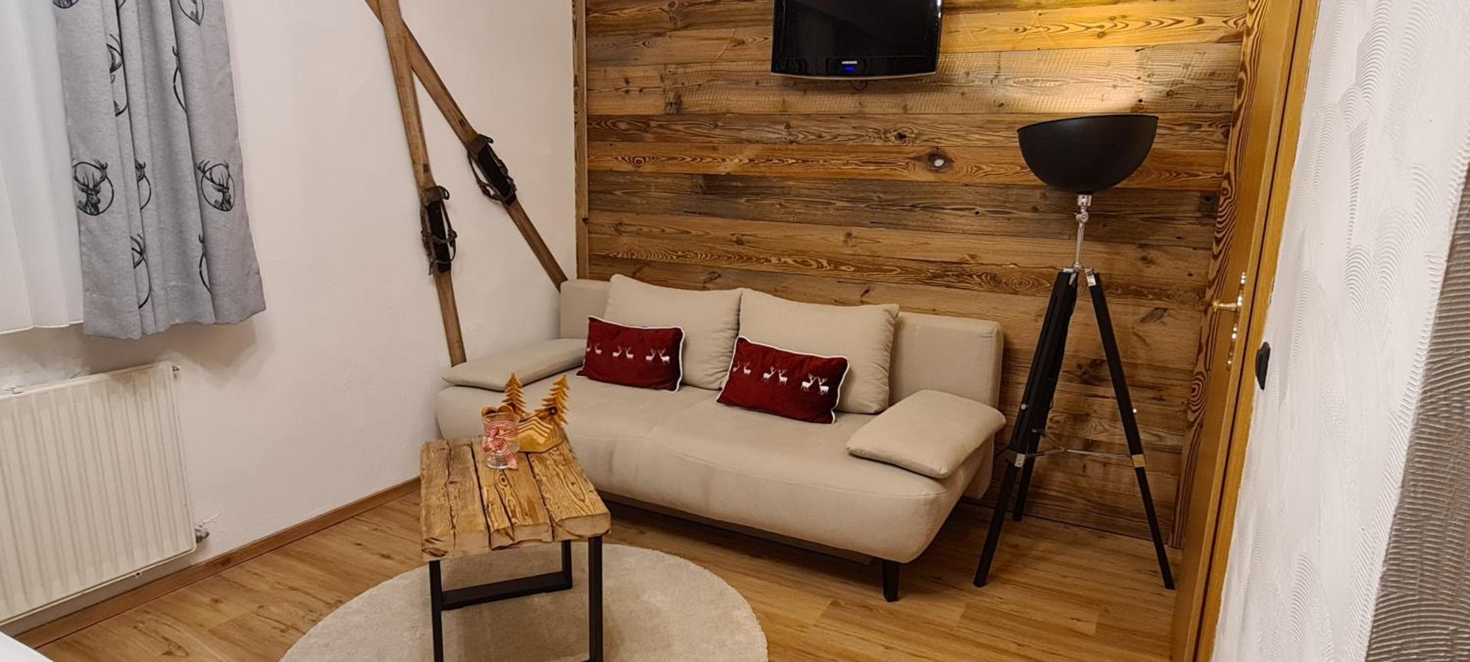 Double Room - Photo 10