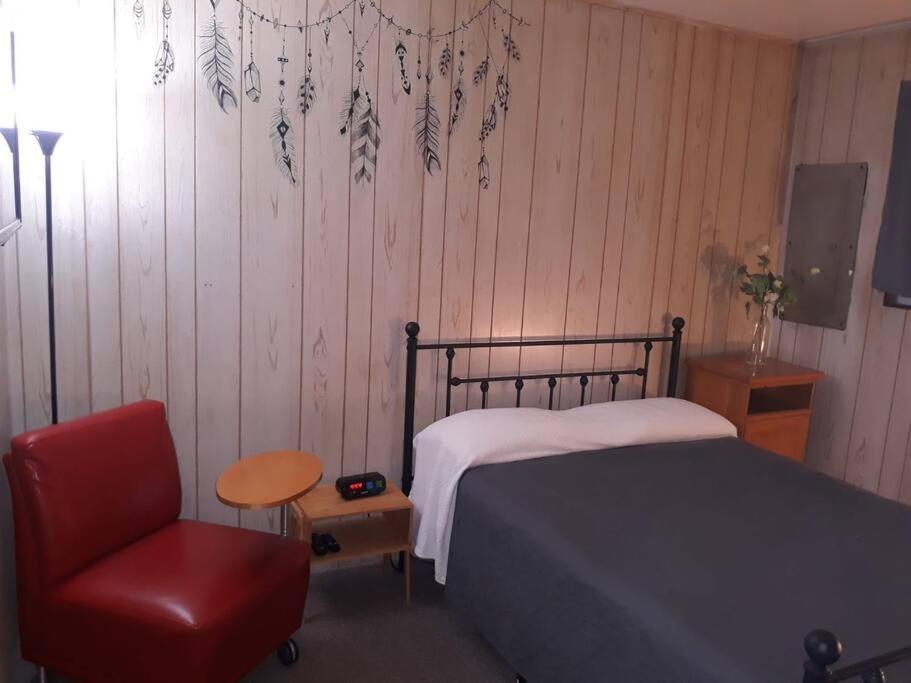 Three-Bedroom Chalet - Photo 3