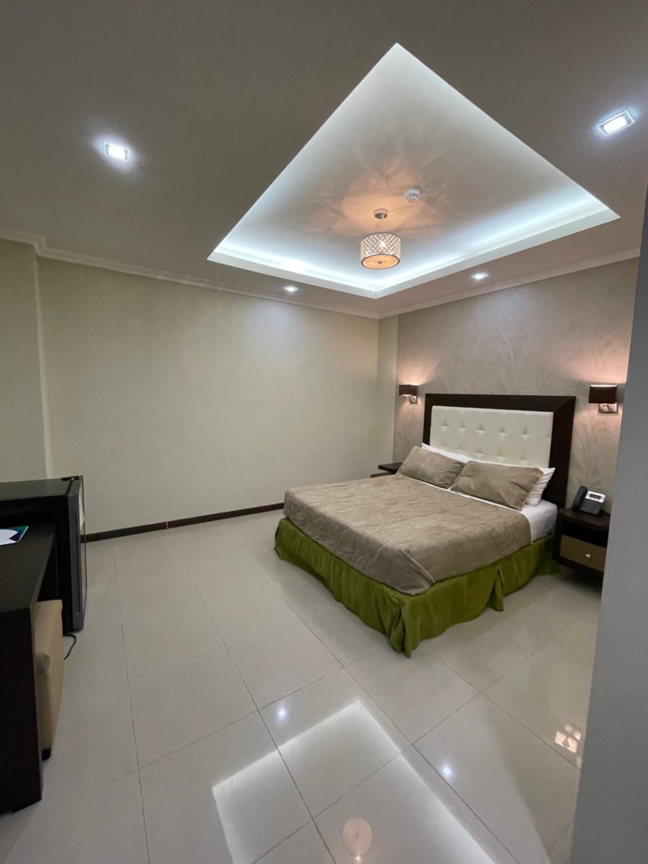 Single Room photo 3
