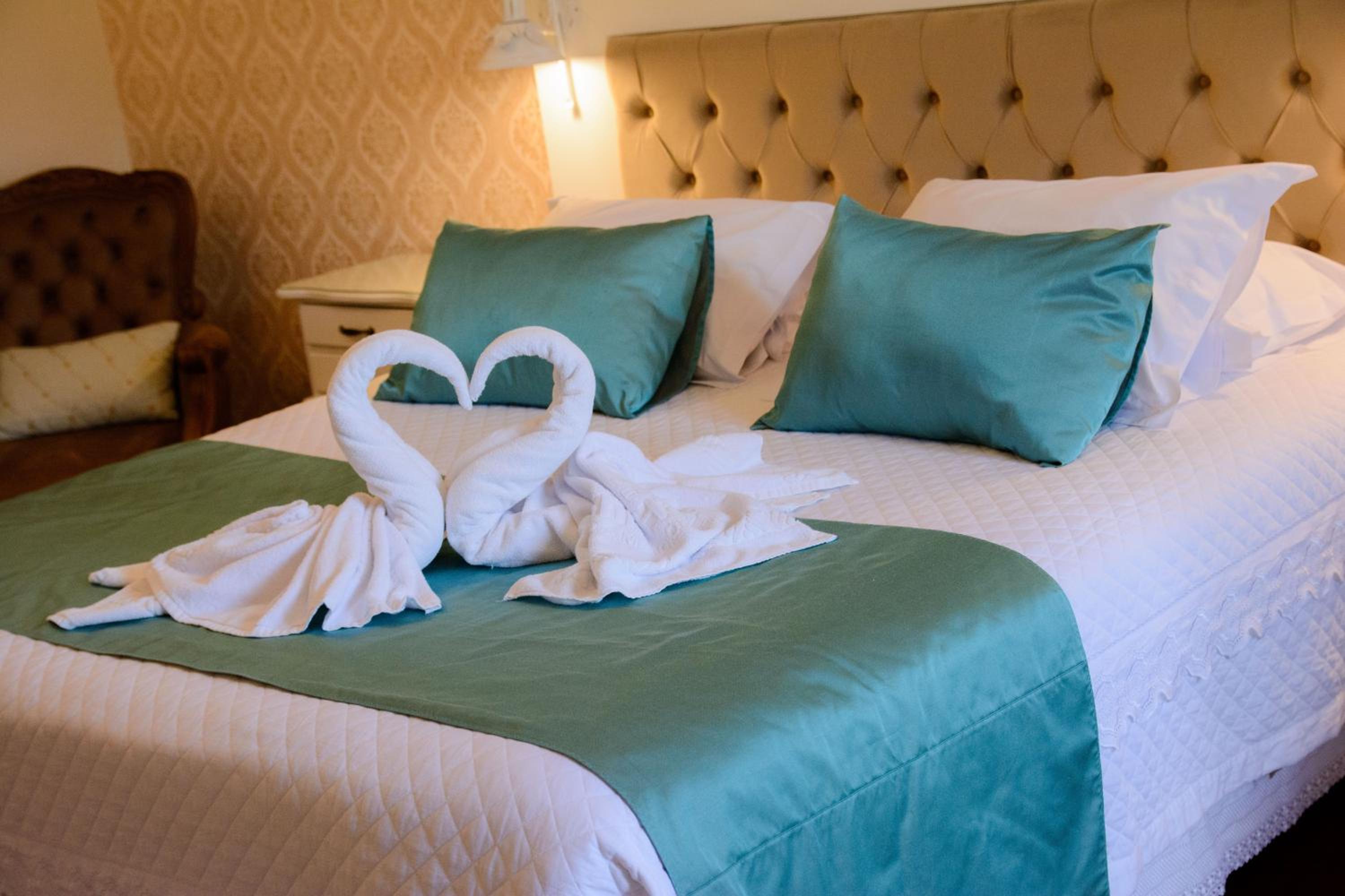 Deluxe Suite with Spa Bath