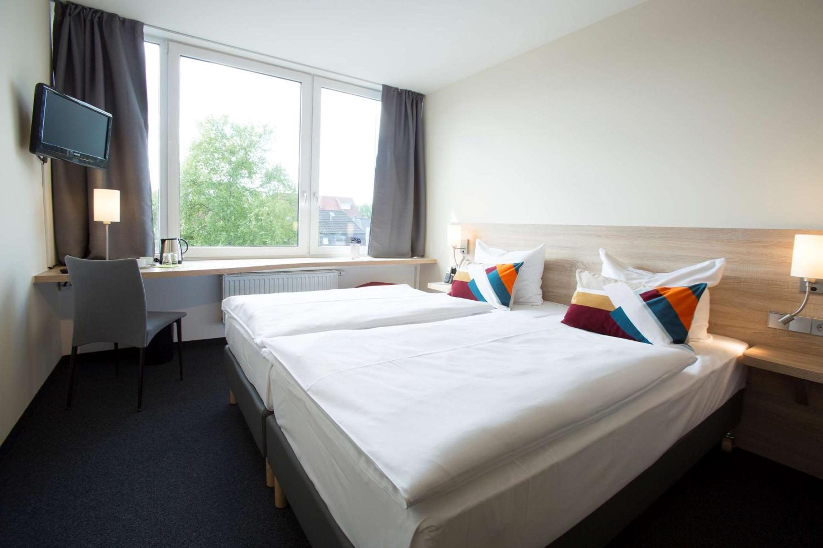 Double or Twin Room photo 3