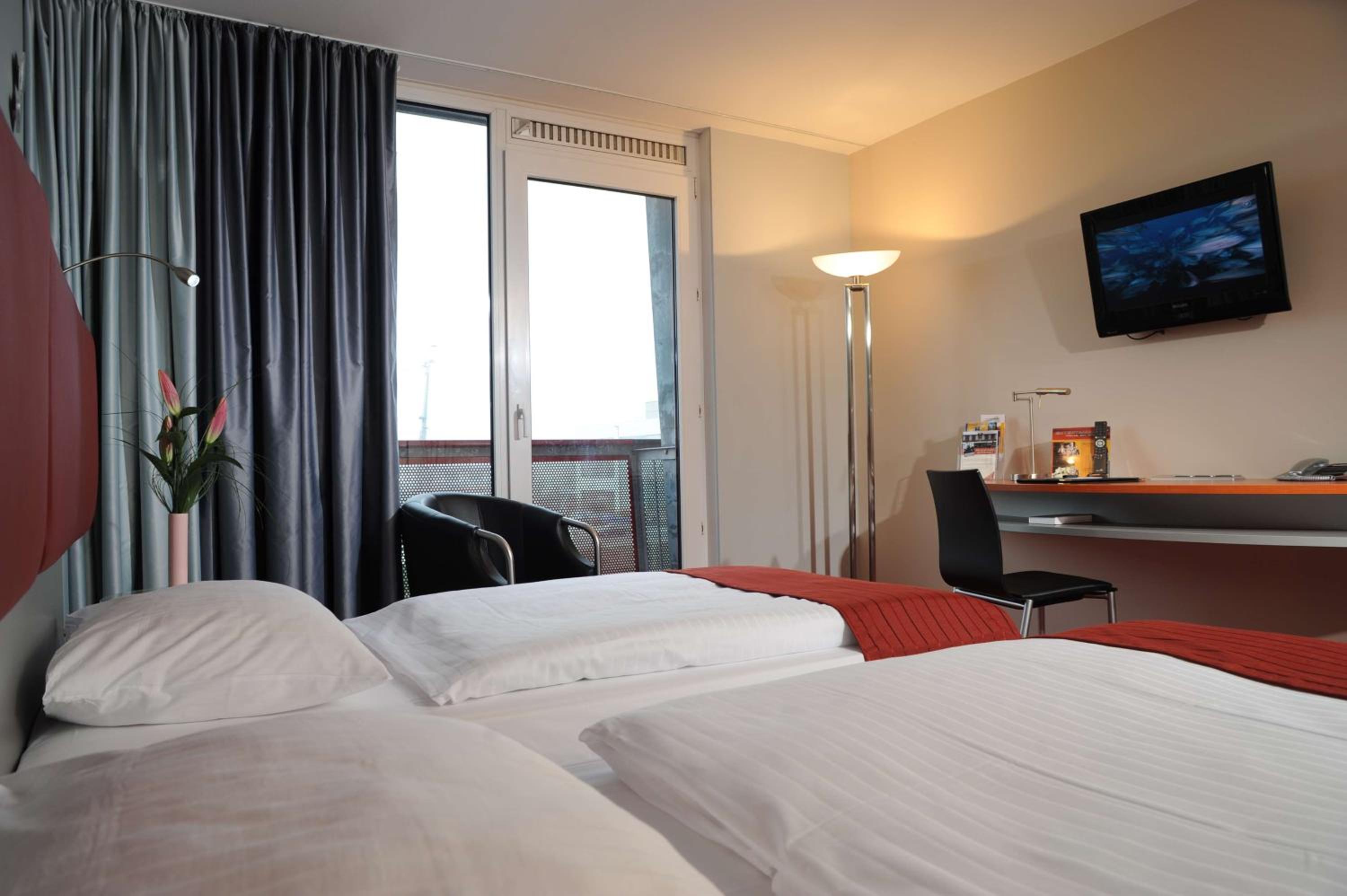Business Double Room photo 2