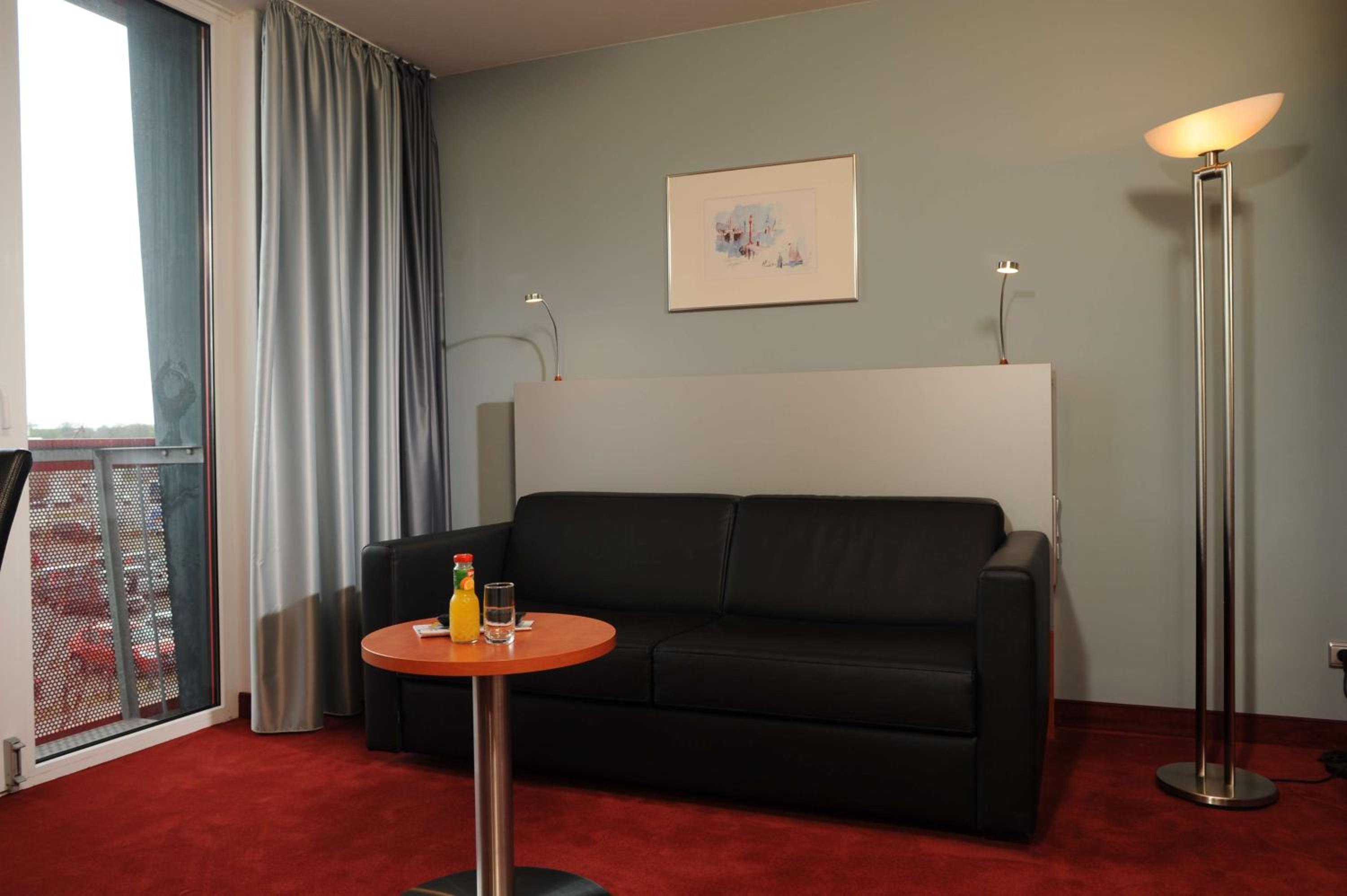Standard Double Room - Non Smoking photo 1