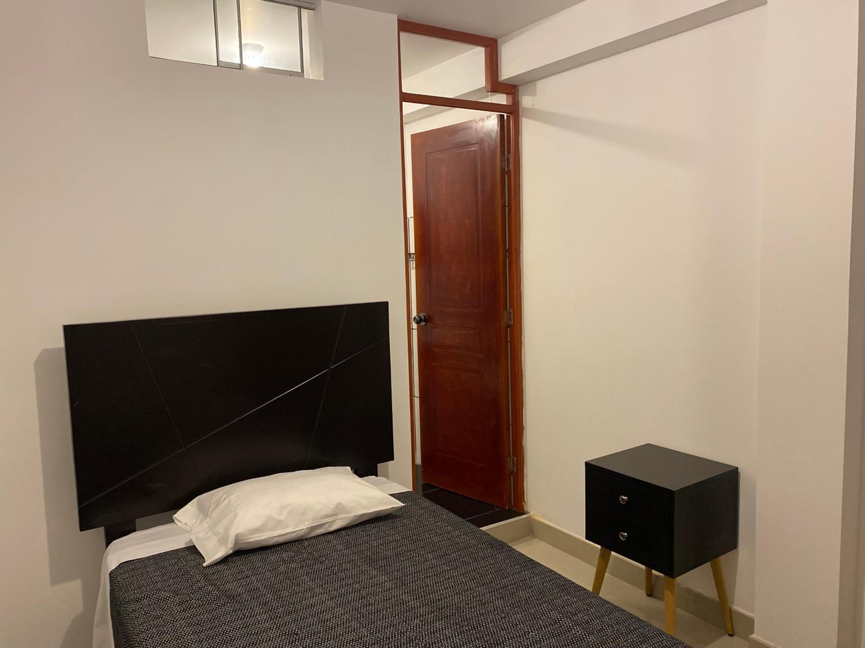 Single Room photo 1
