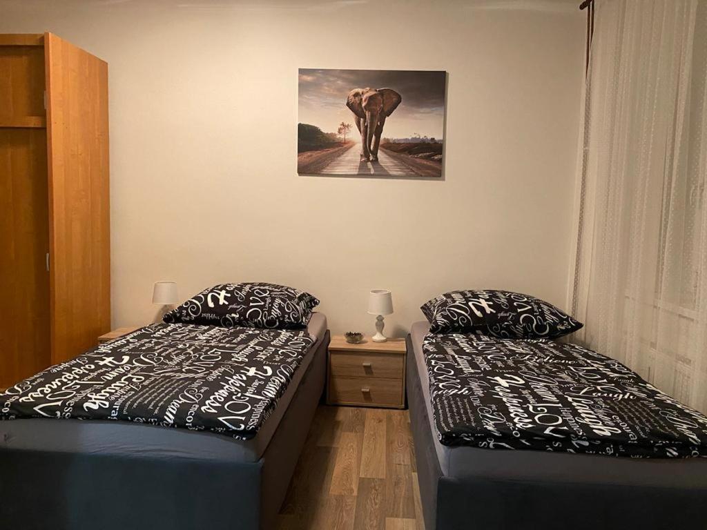 One-Bedroom Apartment - Photo 9