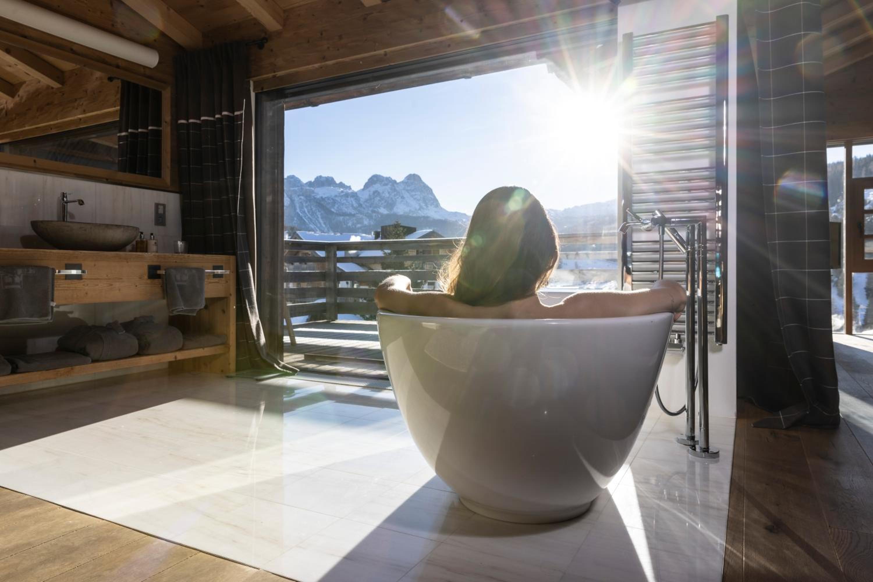 Chalet (2 Adults) - Photo 7