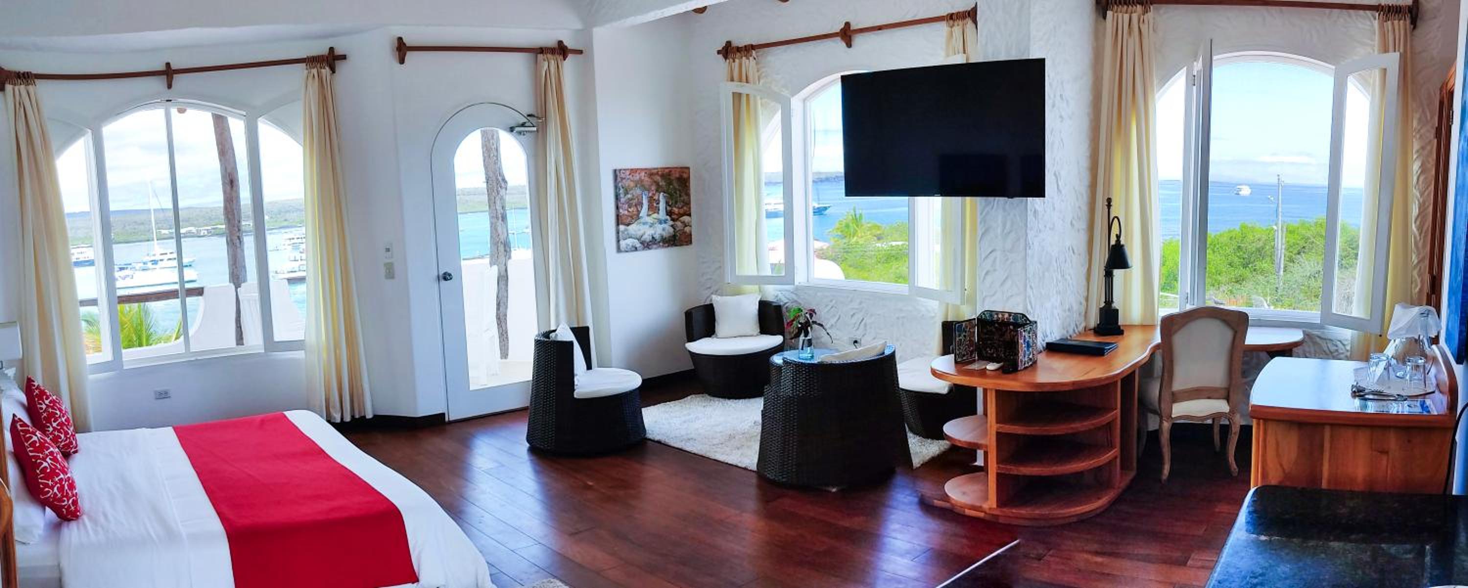 Suite - Photo 7