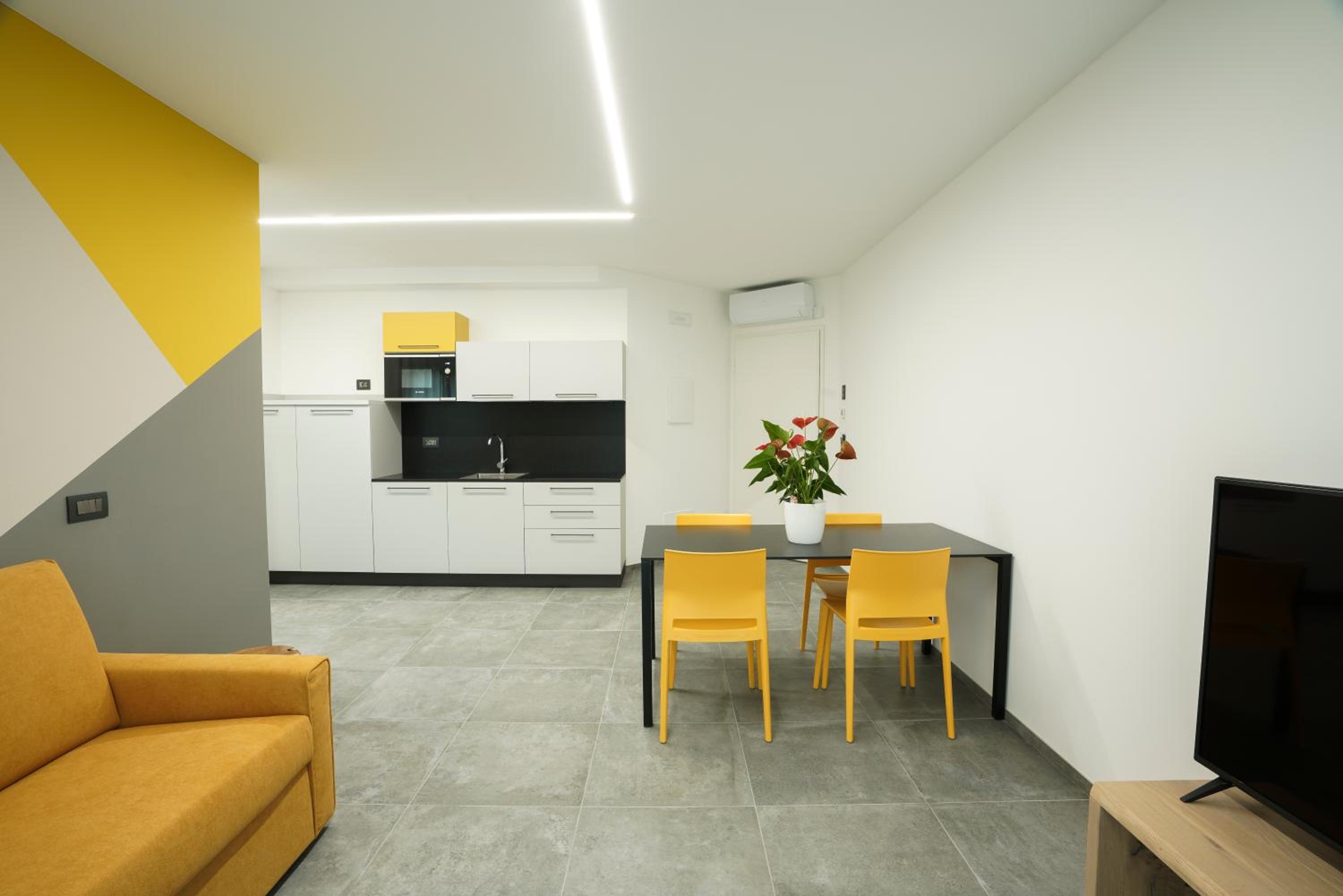 Apartment - Ground Floor photo 2