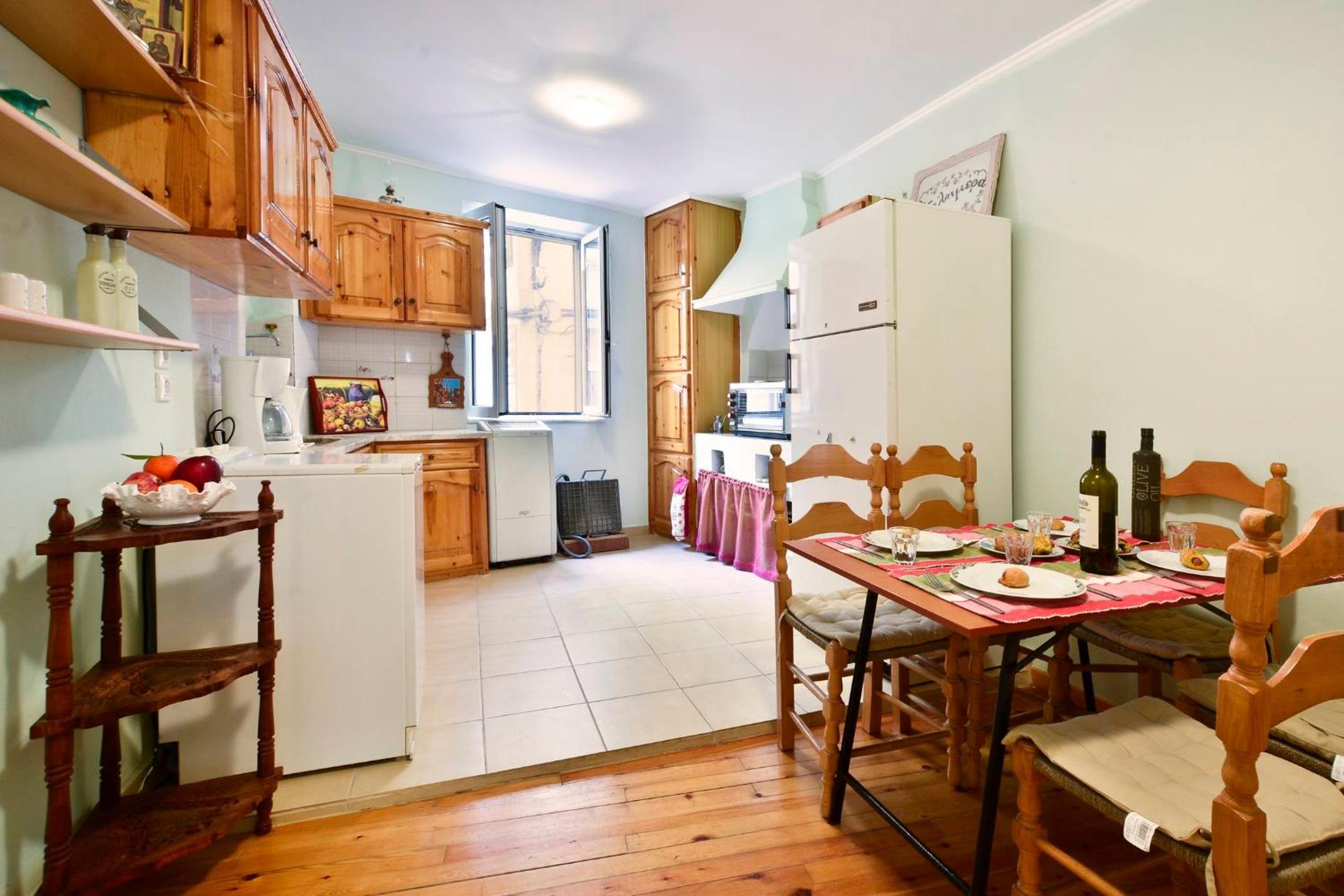 Two-Bedroom Apartment - Photo 4