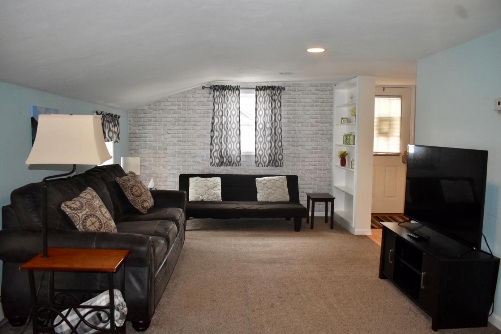 Apartment - Photo 1
