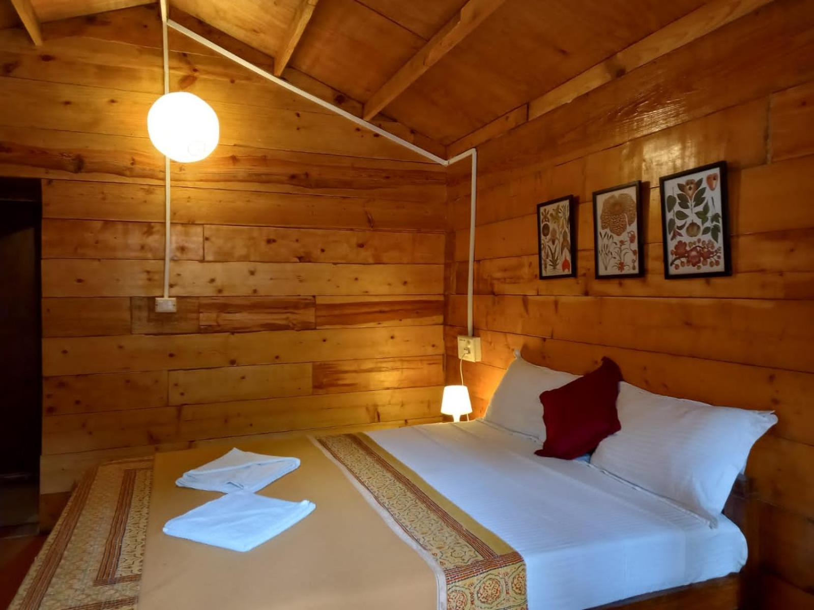 Queen Room with Garden View - Photo 1