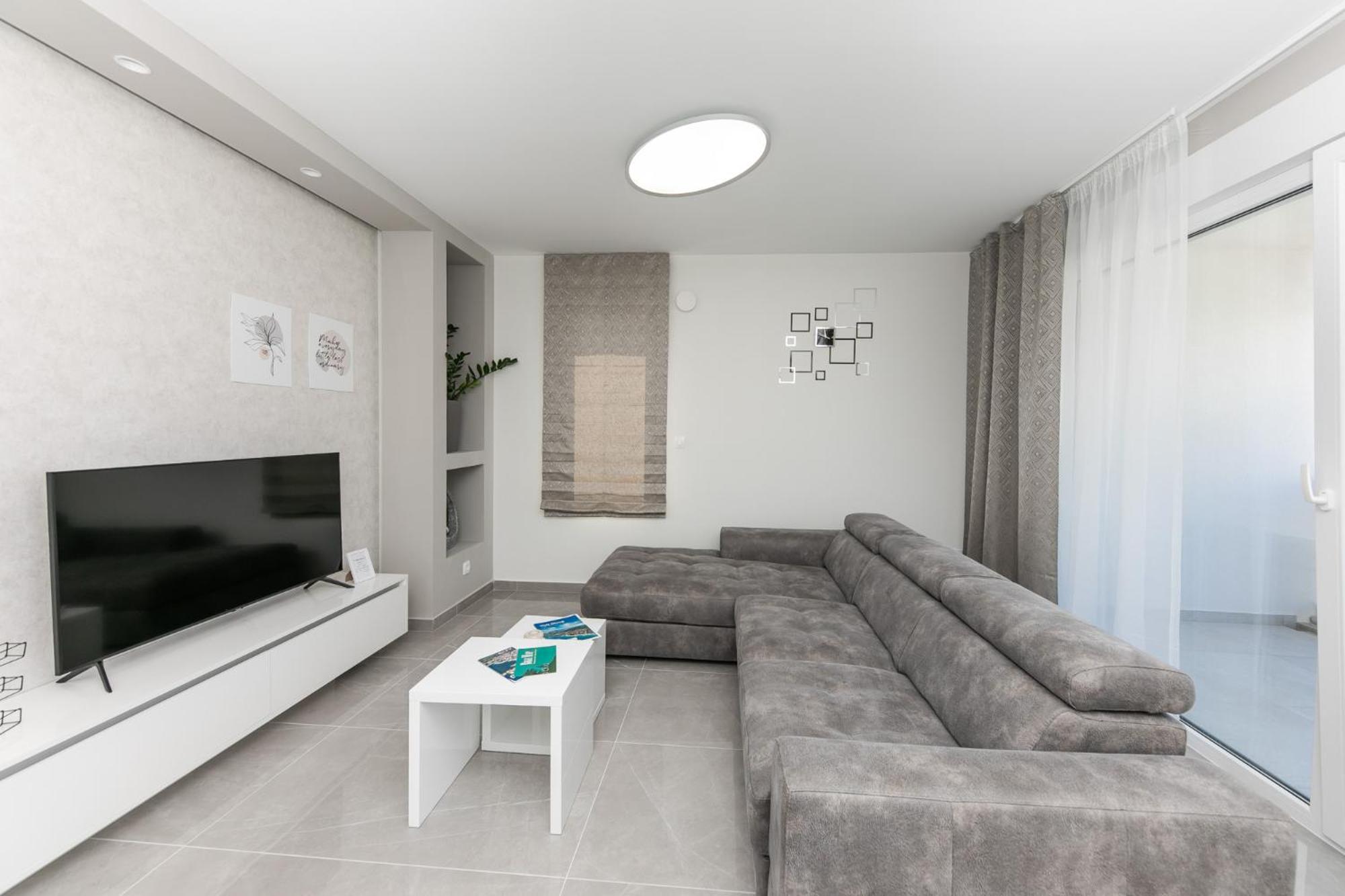 Apartment with Sea View photo 1
