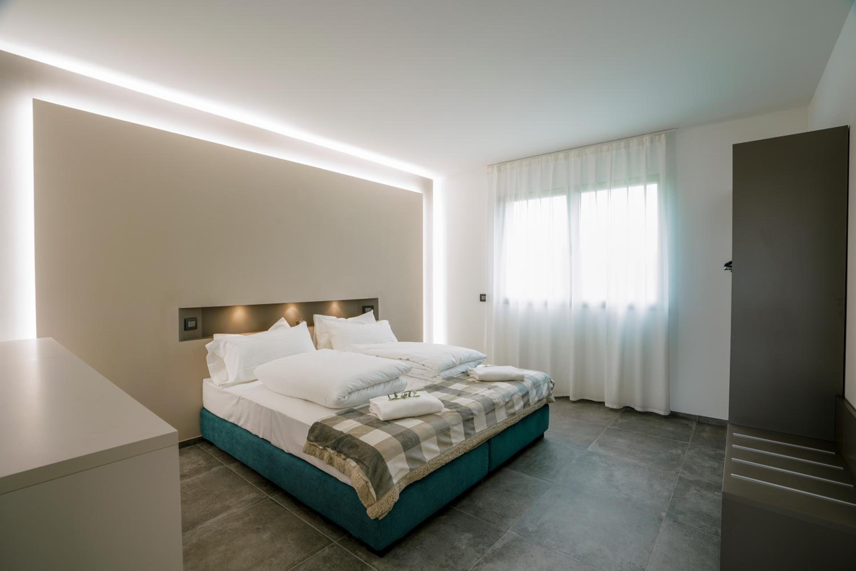 Apartment with Terrace photo 3