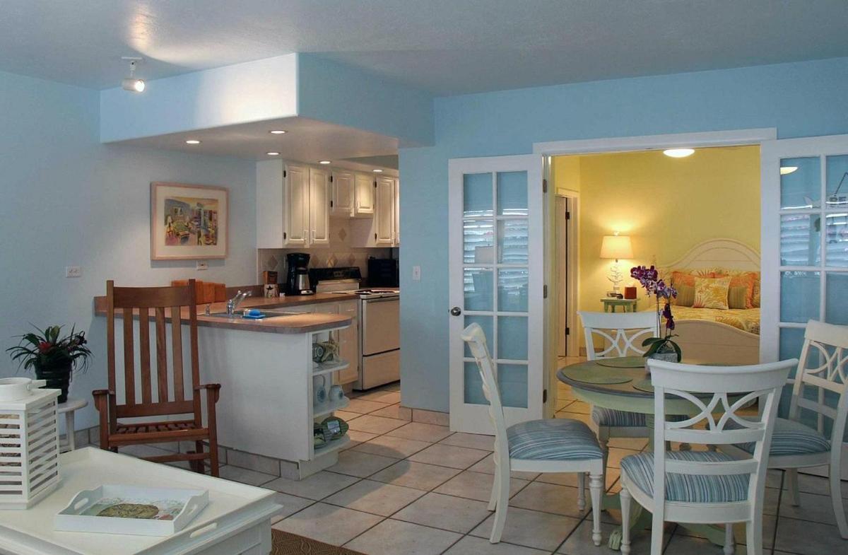 Deluxe Suite - Photo 2