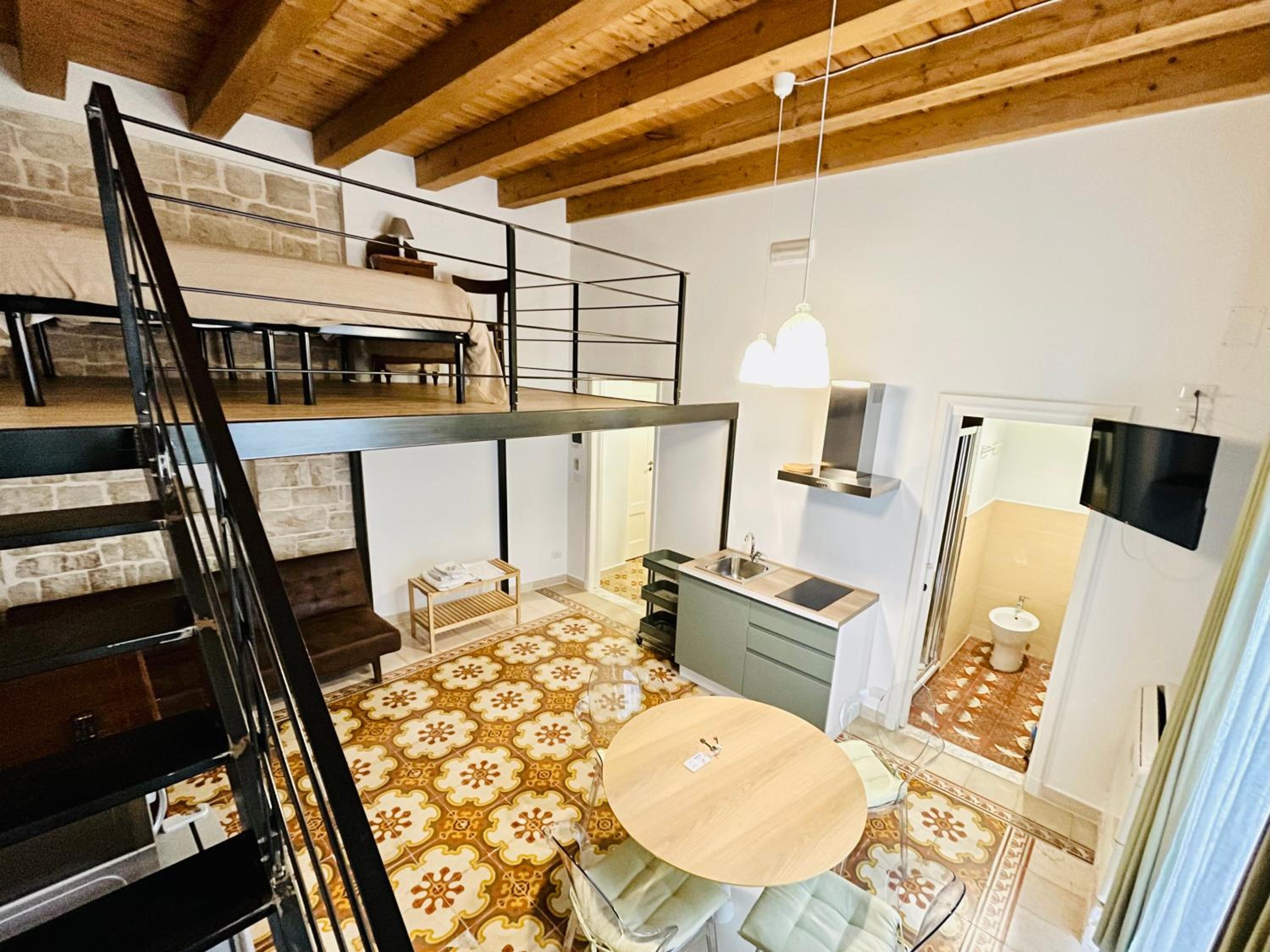 Maisonette photo 1
