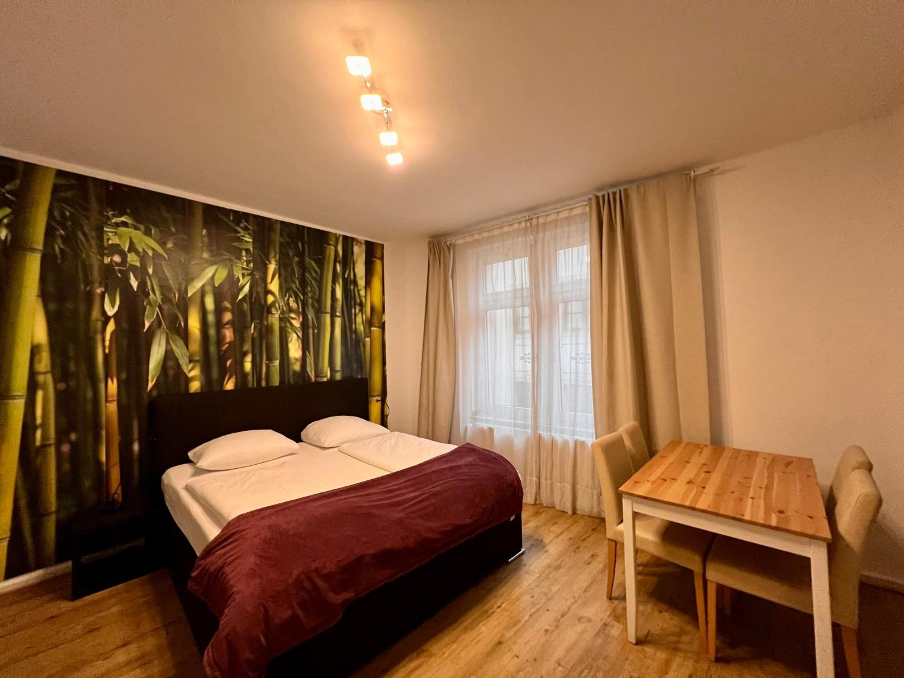 Three-Bedroom Apartment No Rhine River View  - Photo 9