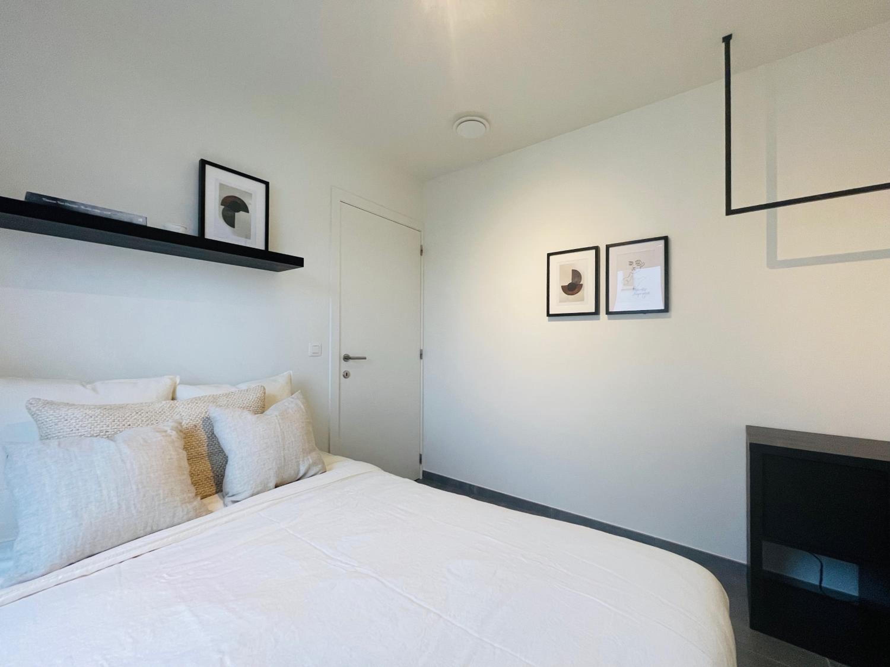 Two-Bedroom Apartment - Photo 6
