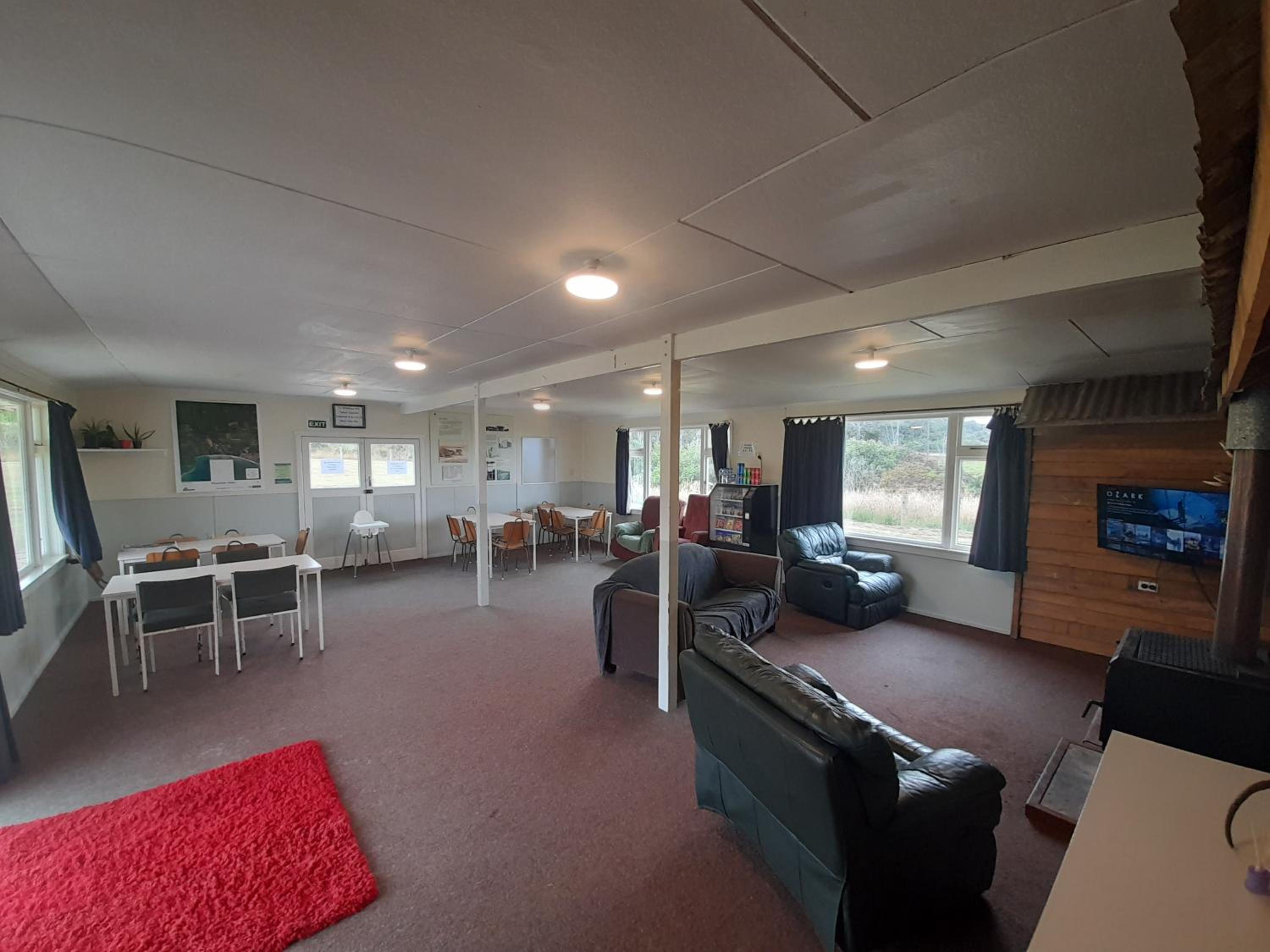 Deluxe Suite - Photo 7
