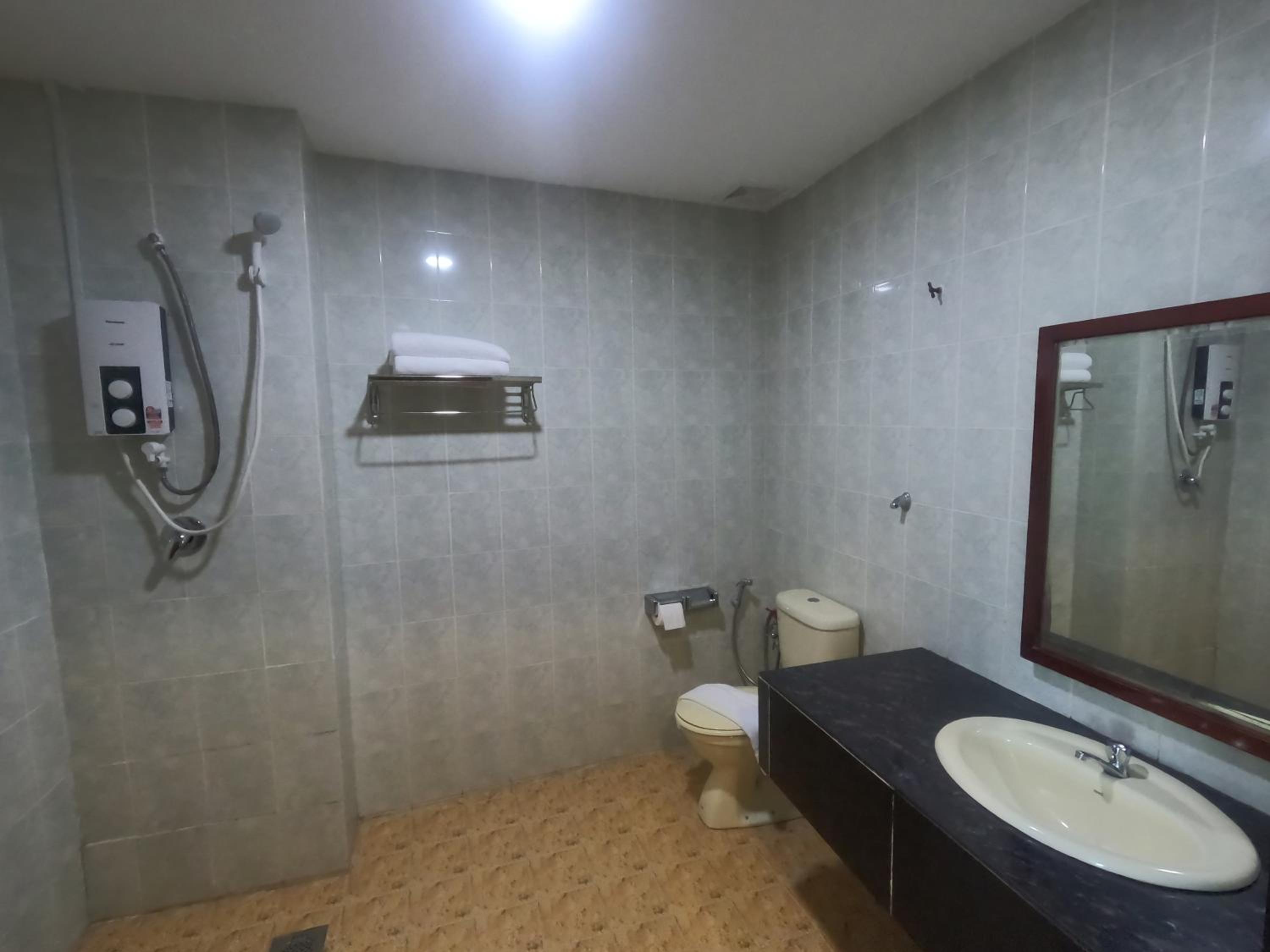 Superior Twin Room - Photo 4