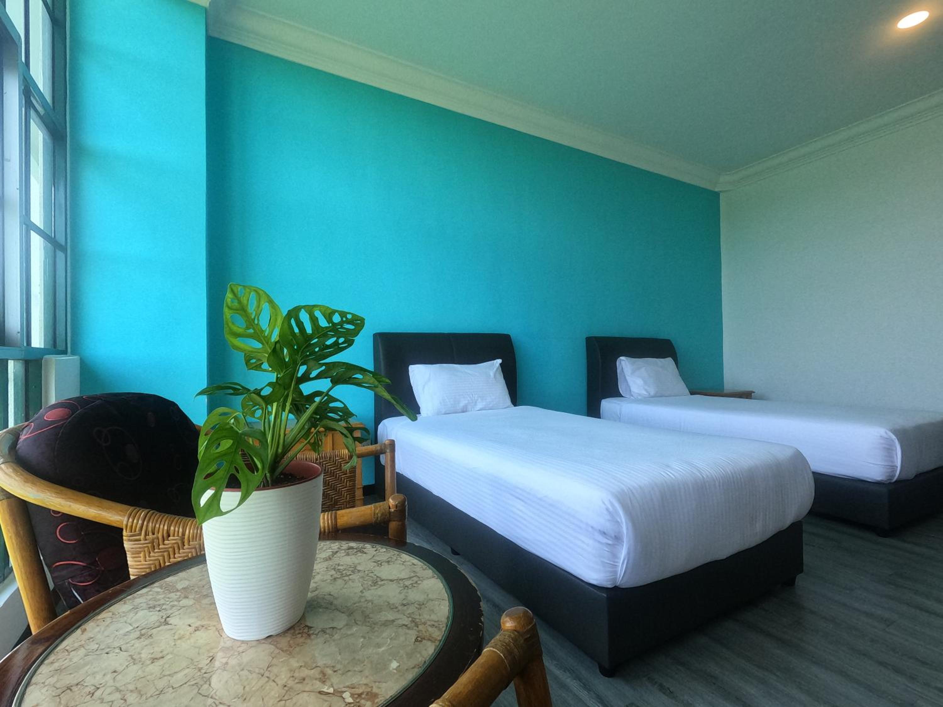 Deluxe Twin Room - Photo 5