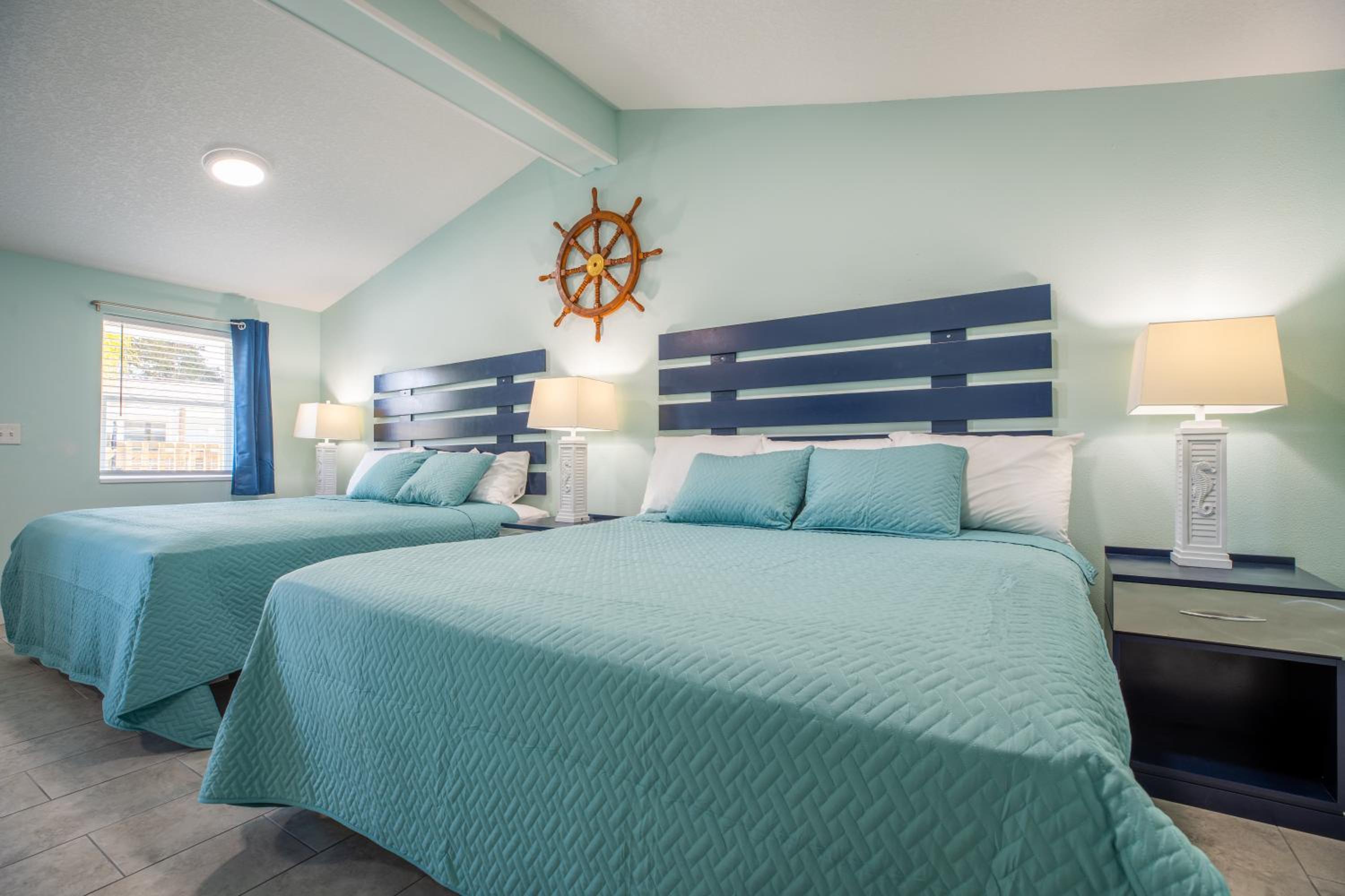 Superior King Suite