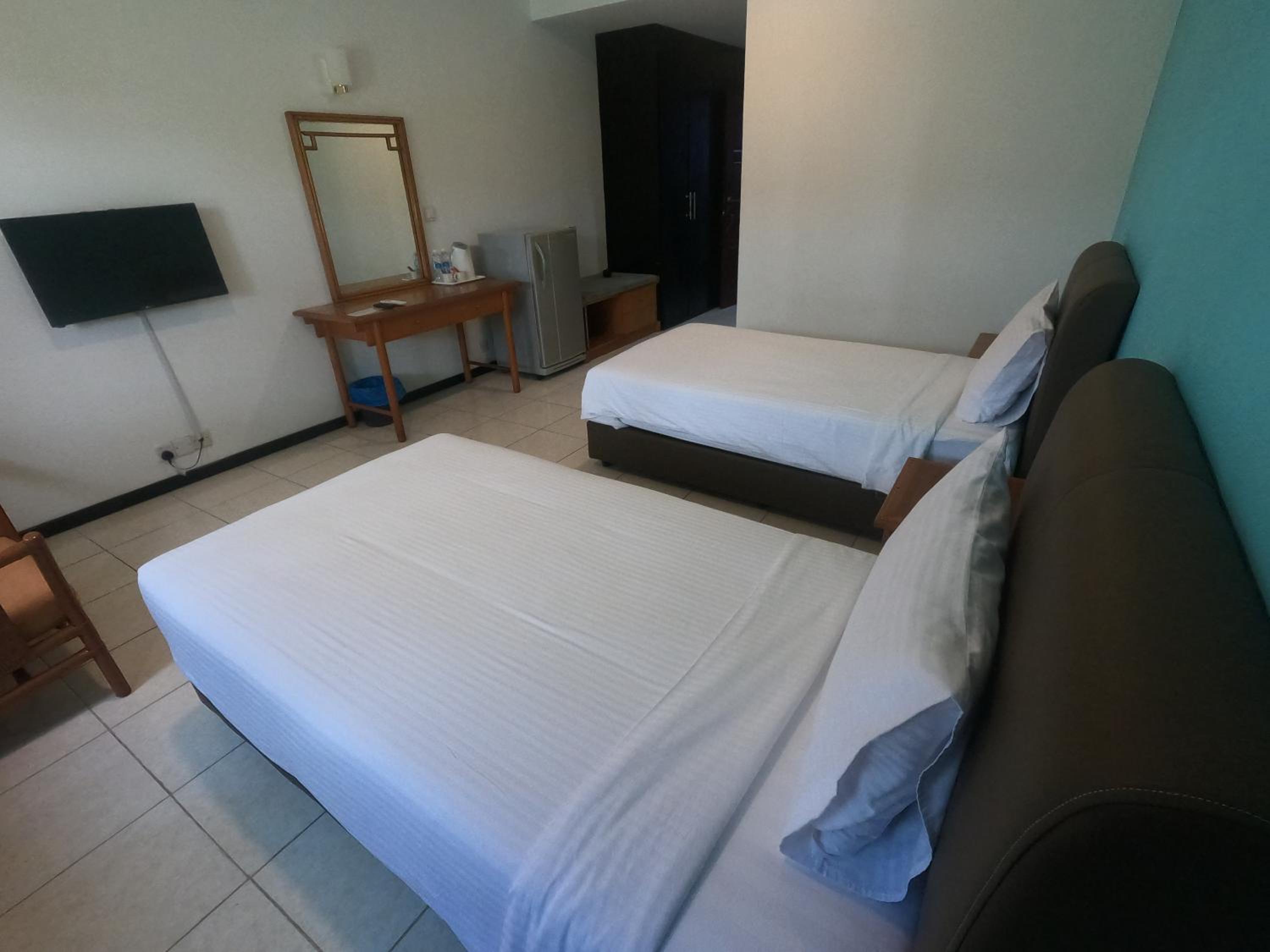 Superior Twin Room - Photo 5