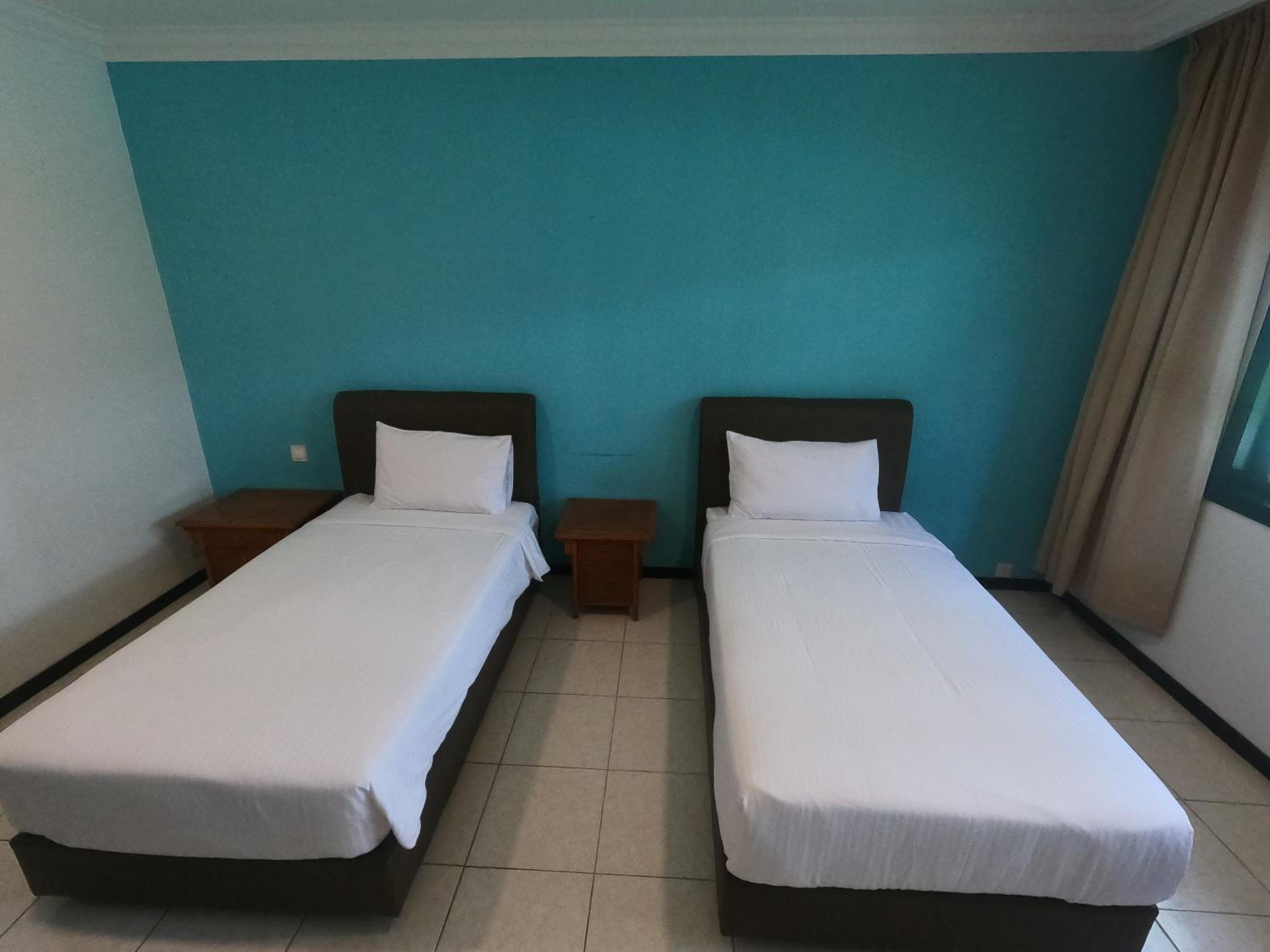 Superior Twin Room - Photo 7