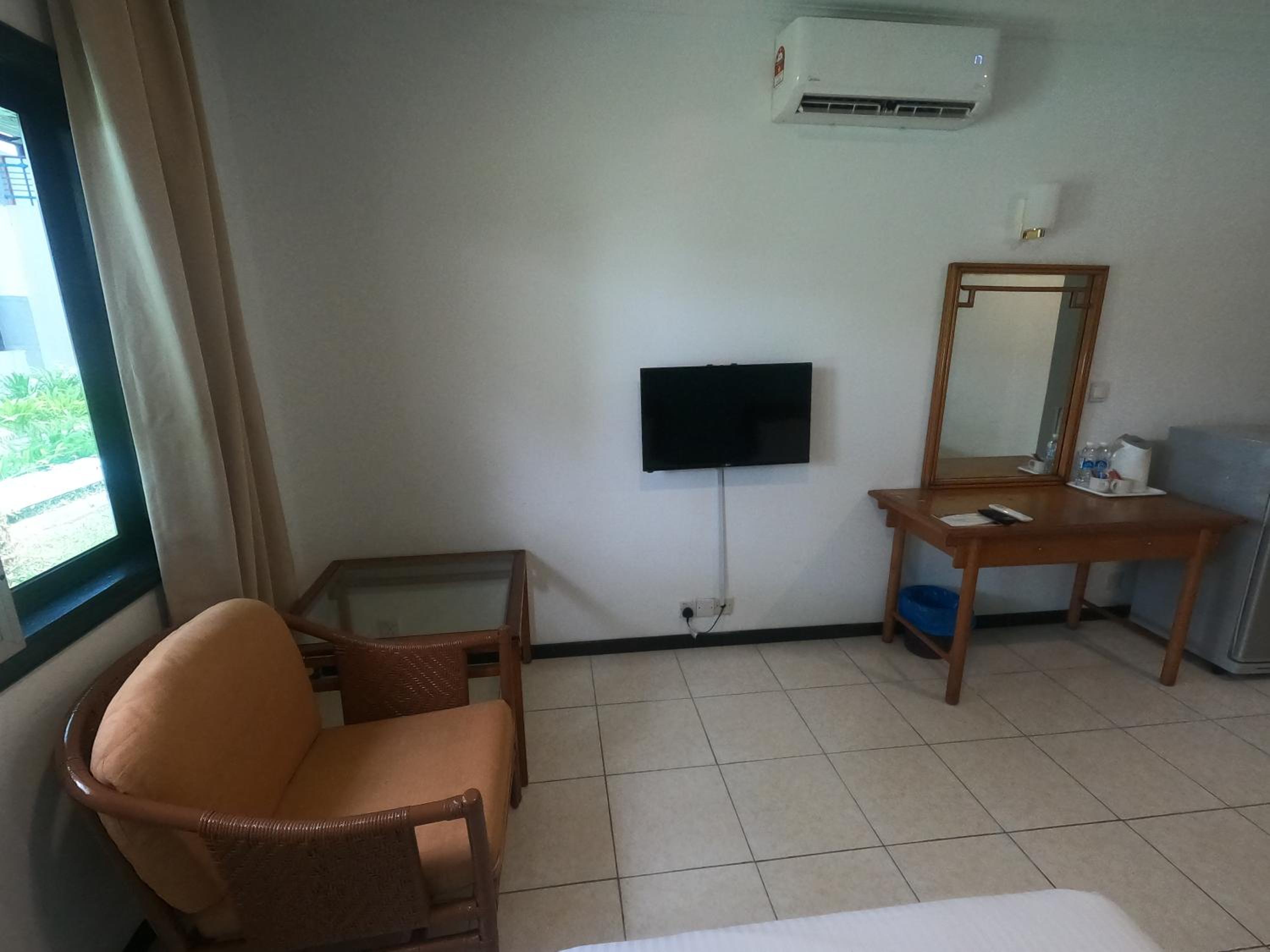 Superior Twin Room - Photo 9
