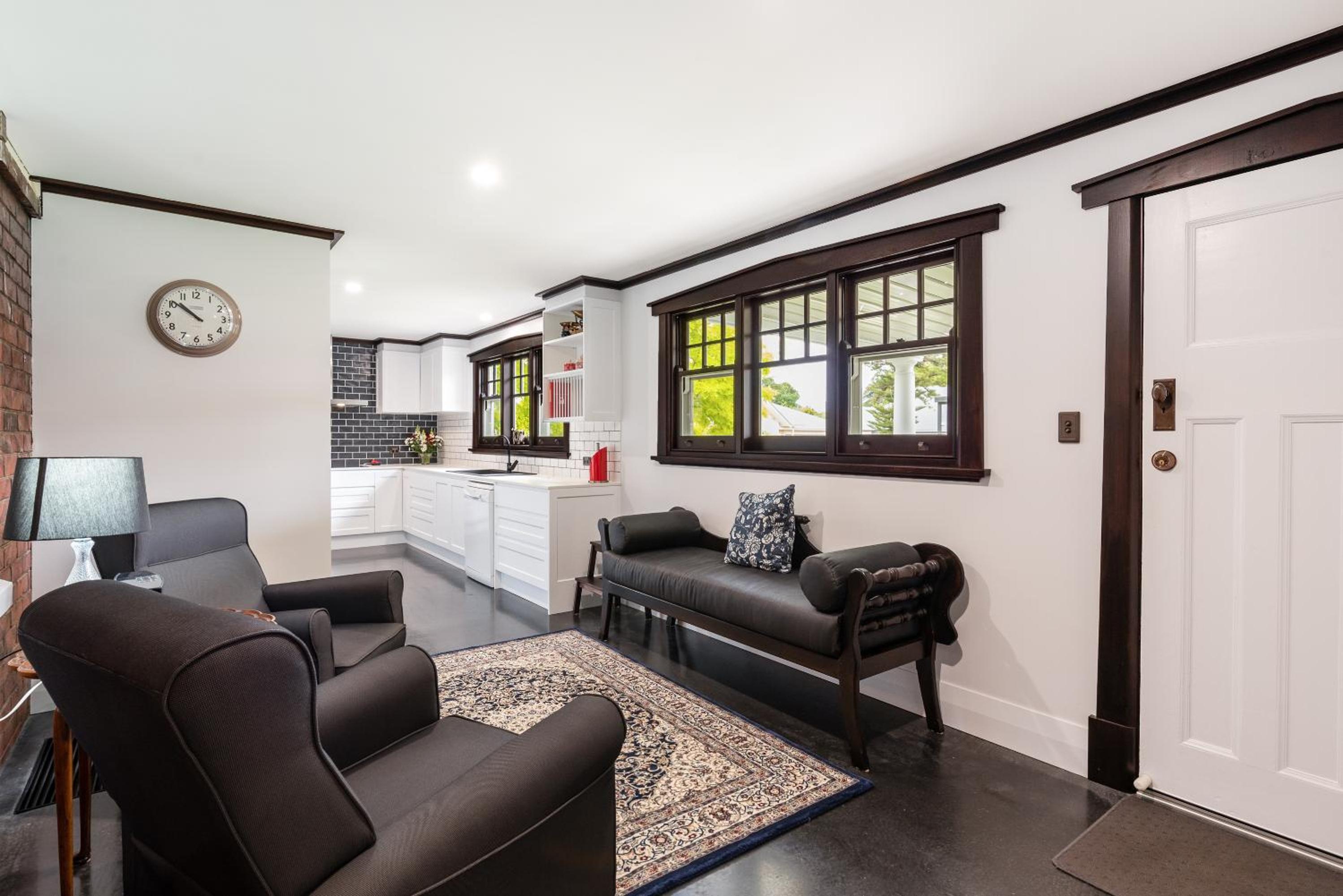 Four-Bedroom House photo 1