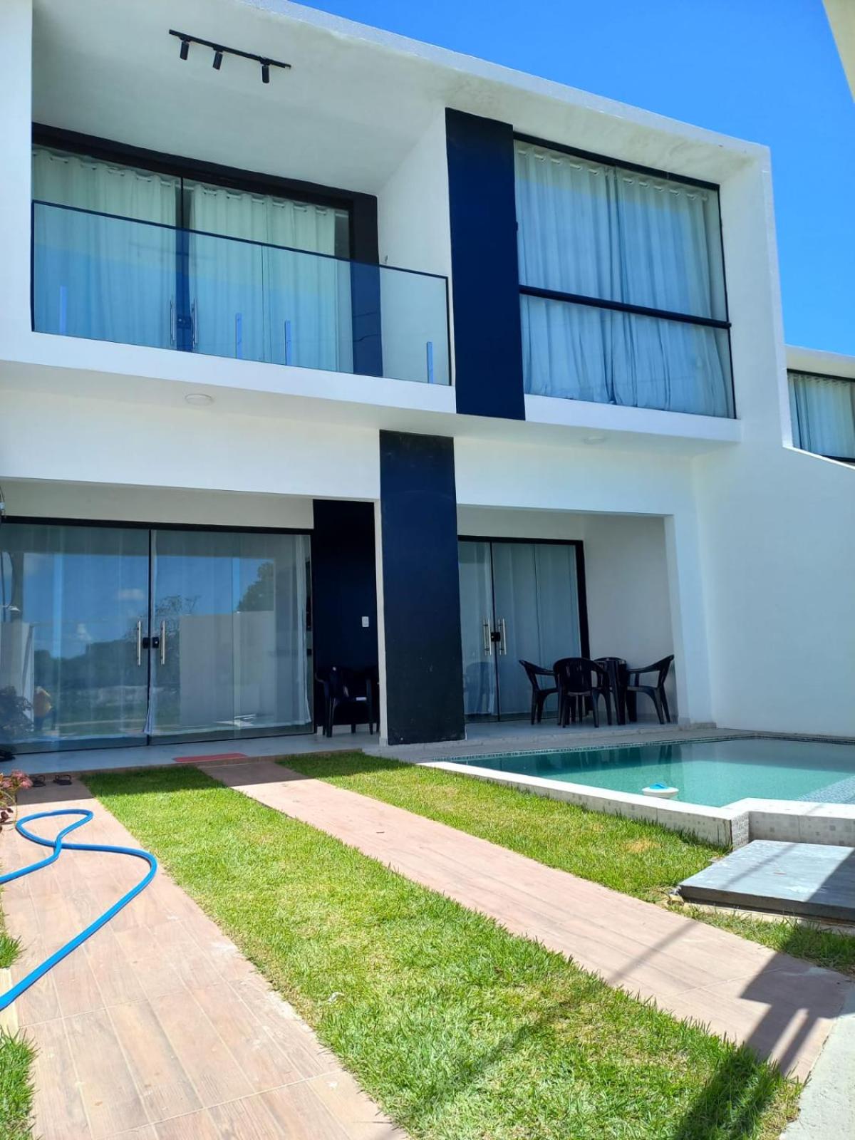 Villa with Private Pool - Photo 24
