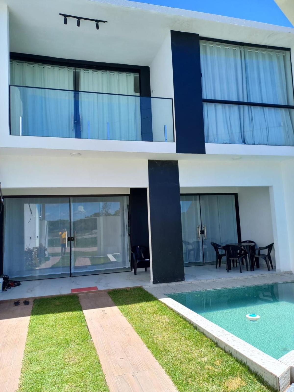 Villa with Private Pool - Photo 22