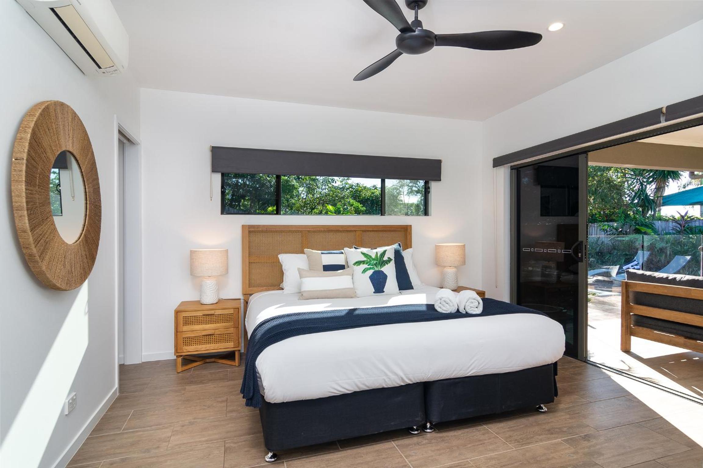 Four-Bedroom House photo 1