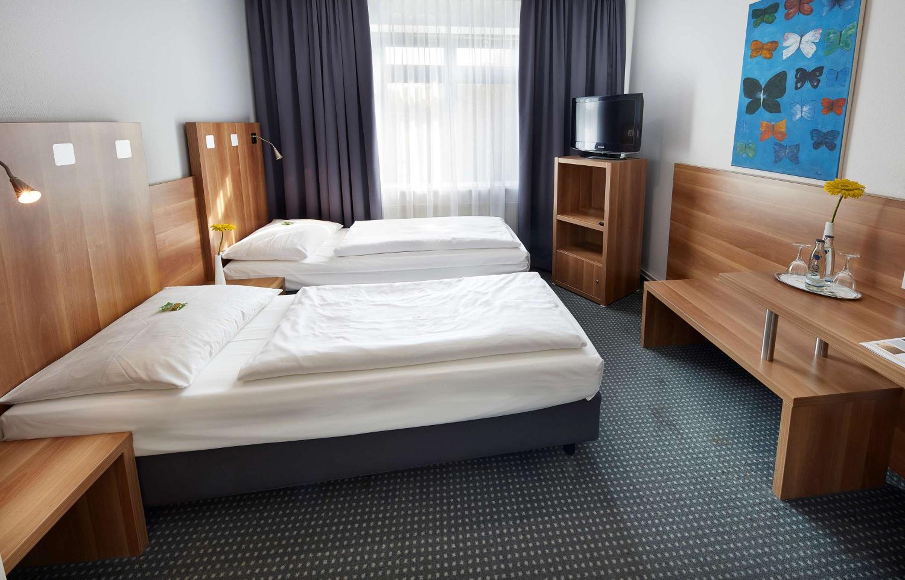Business Twin Room photo 1