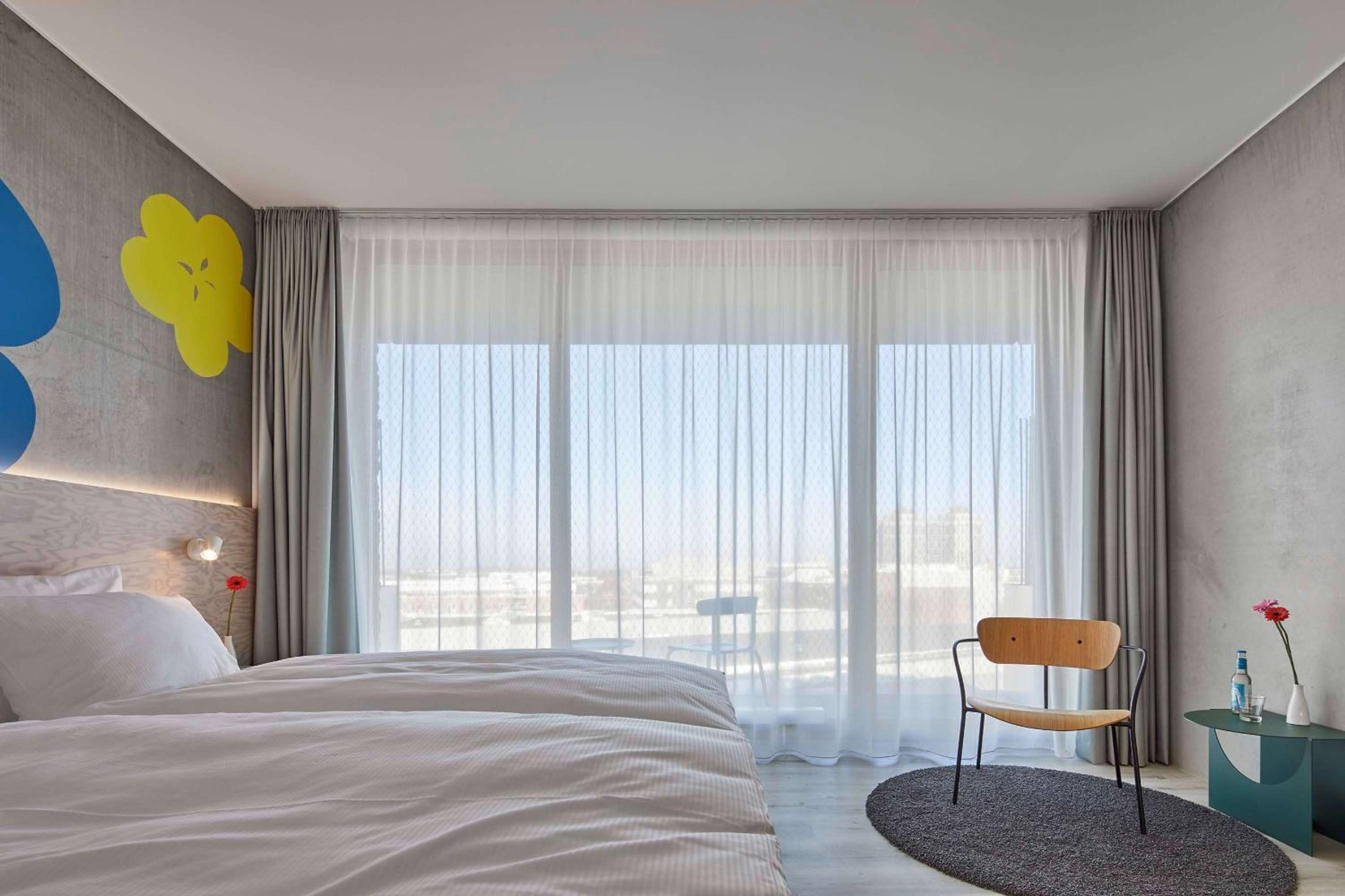 Comfort King Room