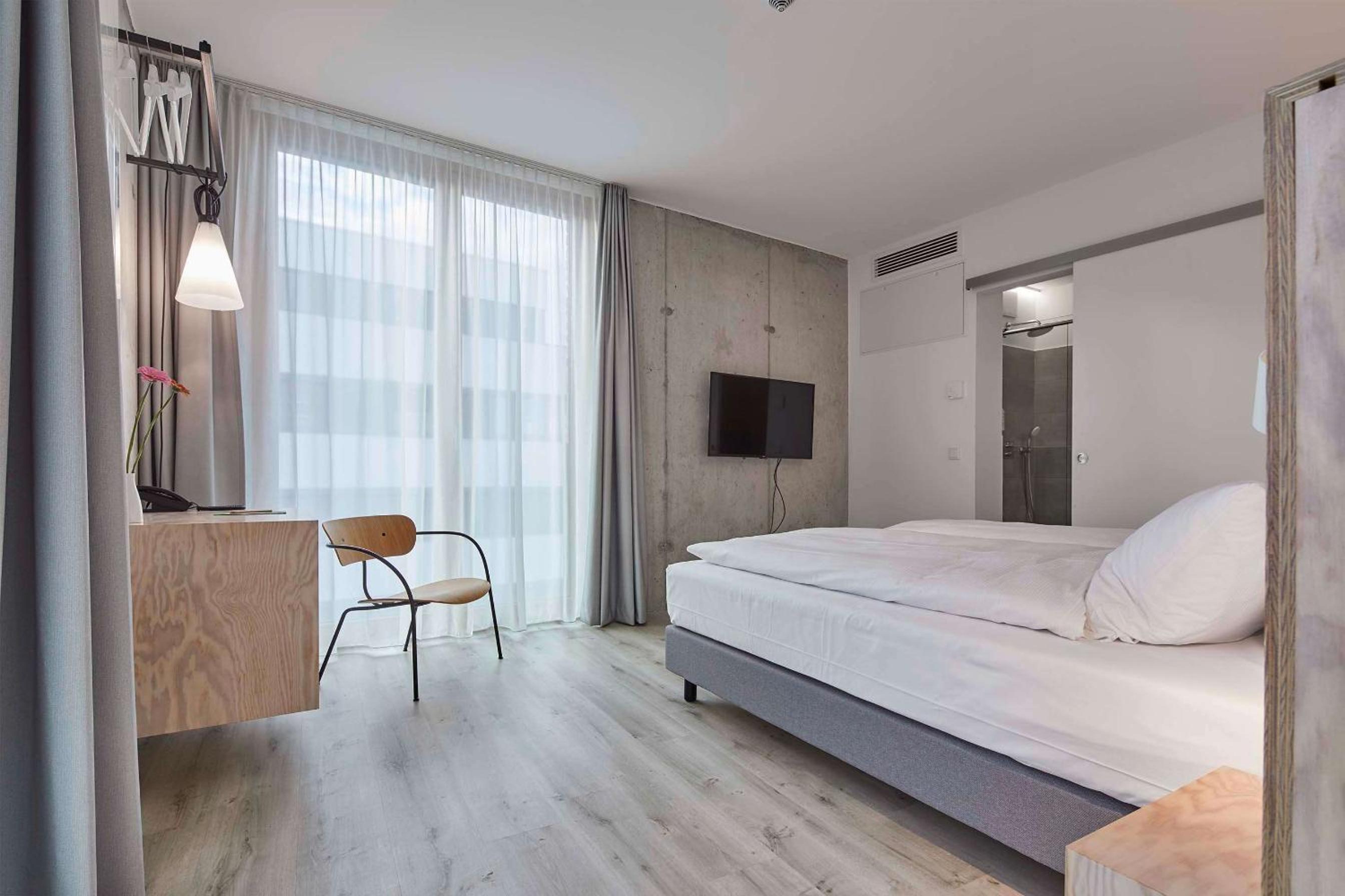Comfort King Room