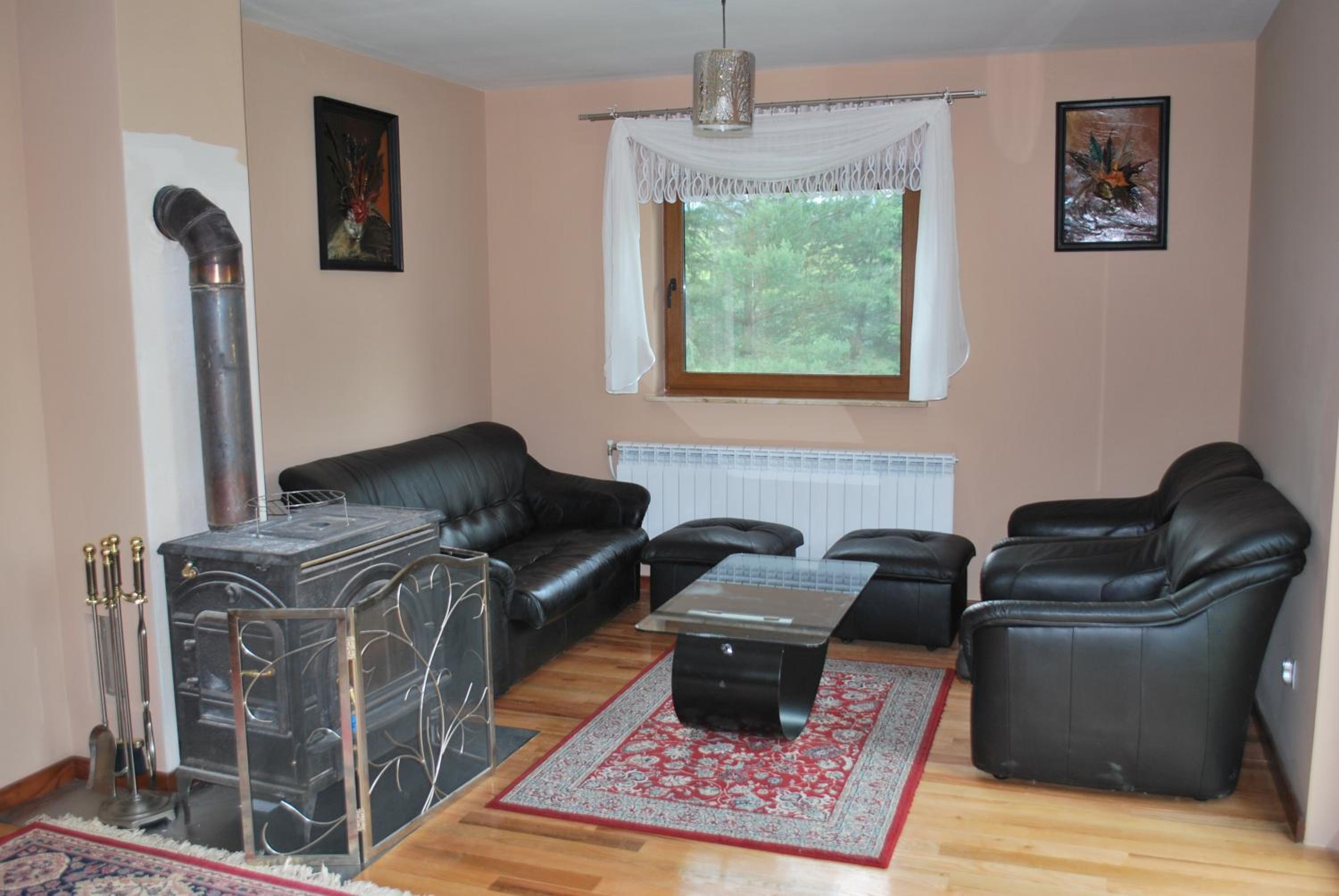 Villa photo 3