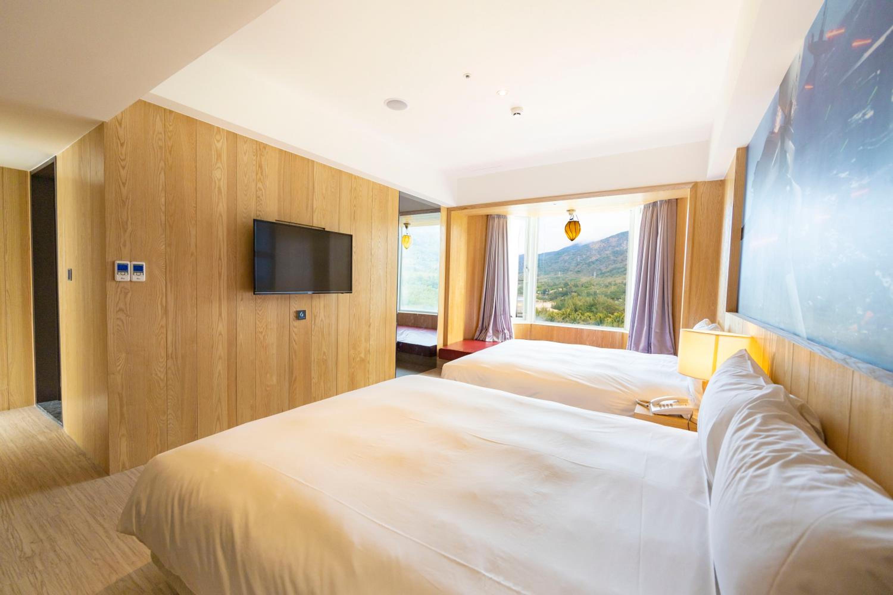 Deluxe Double Room with Two Double Beds- Ocean View
